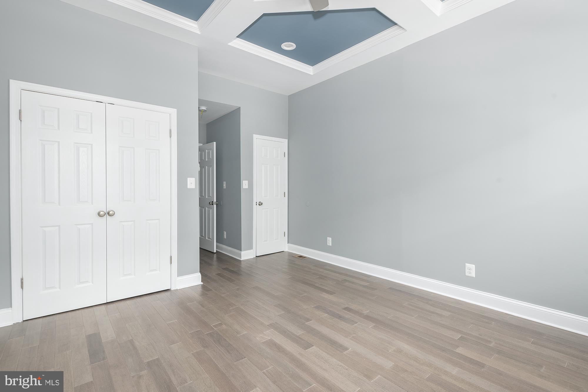 BROADWAY - Residential