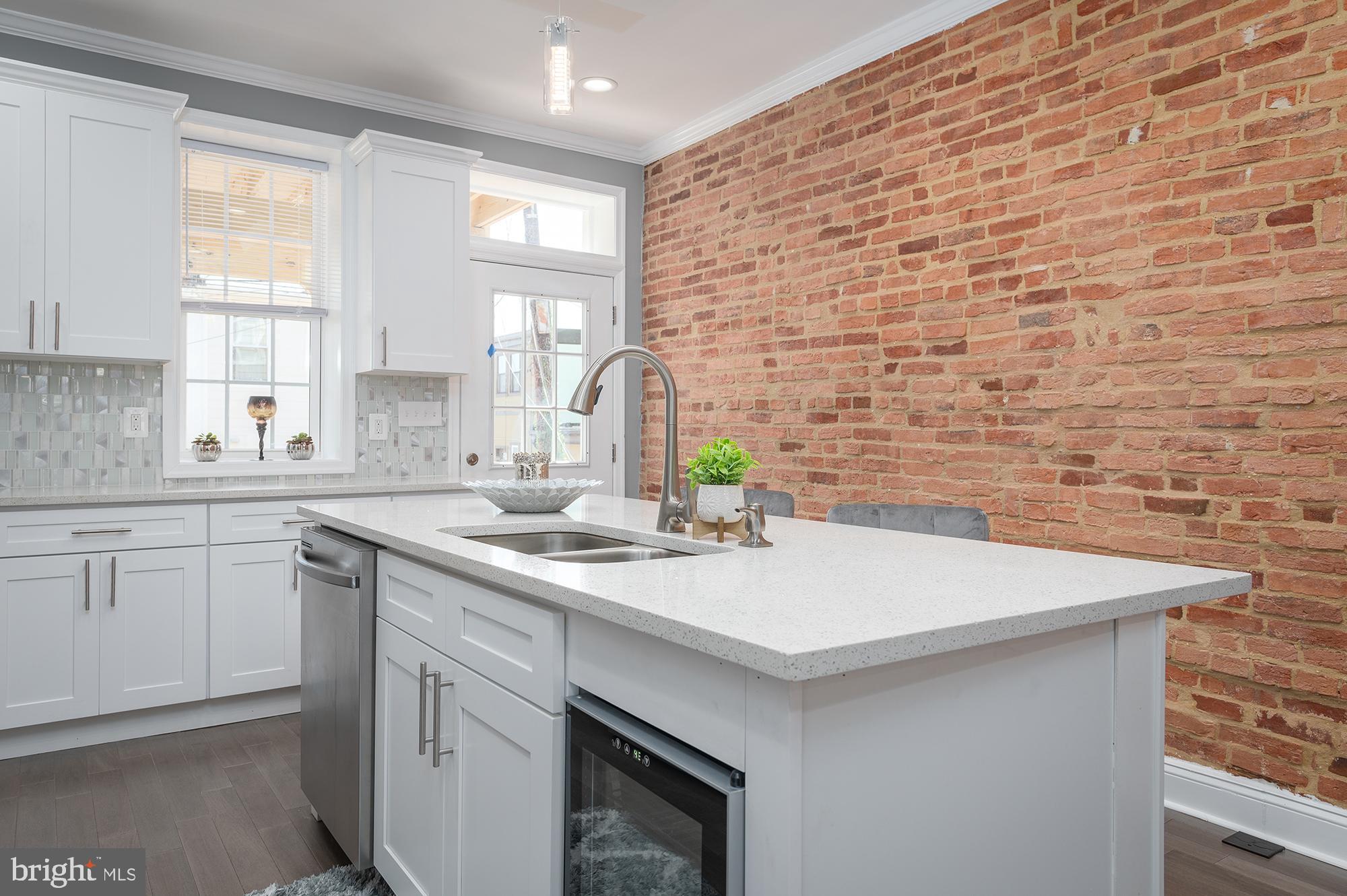 BROADWAY - Residential