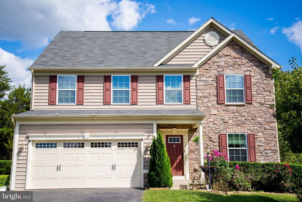 Photo of 42 Cool Brook Lane, FREDERICKSBURG, VA 22405 (MLS # VAST2043312)