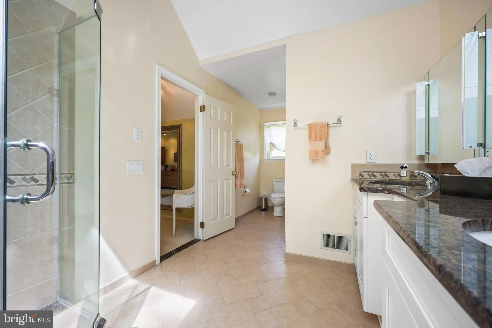 Pennington, New Jersey 08534, United States, 4 Bedrooms Bedrooms, ,3 BathroomsBathrooms,Residential,Contingent,118114