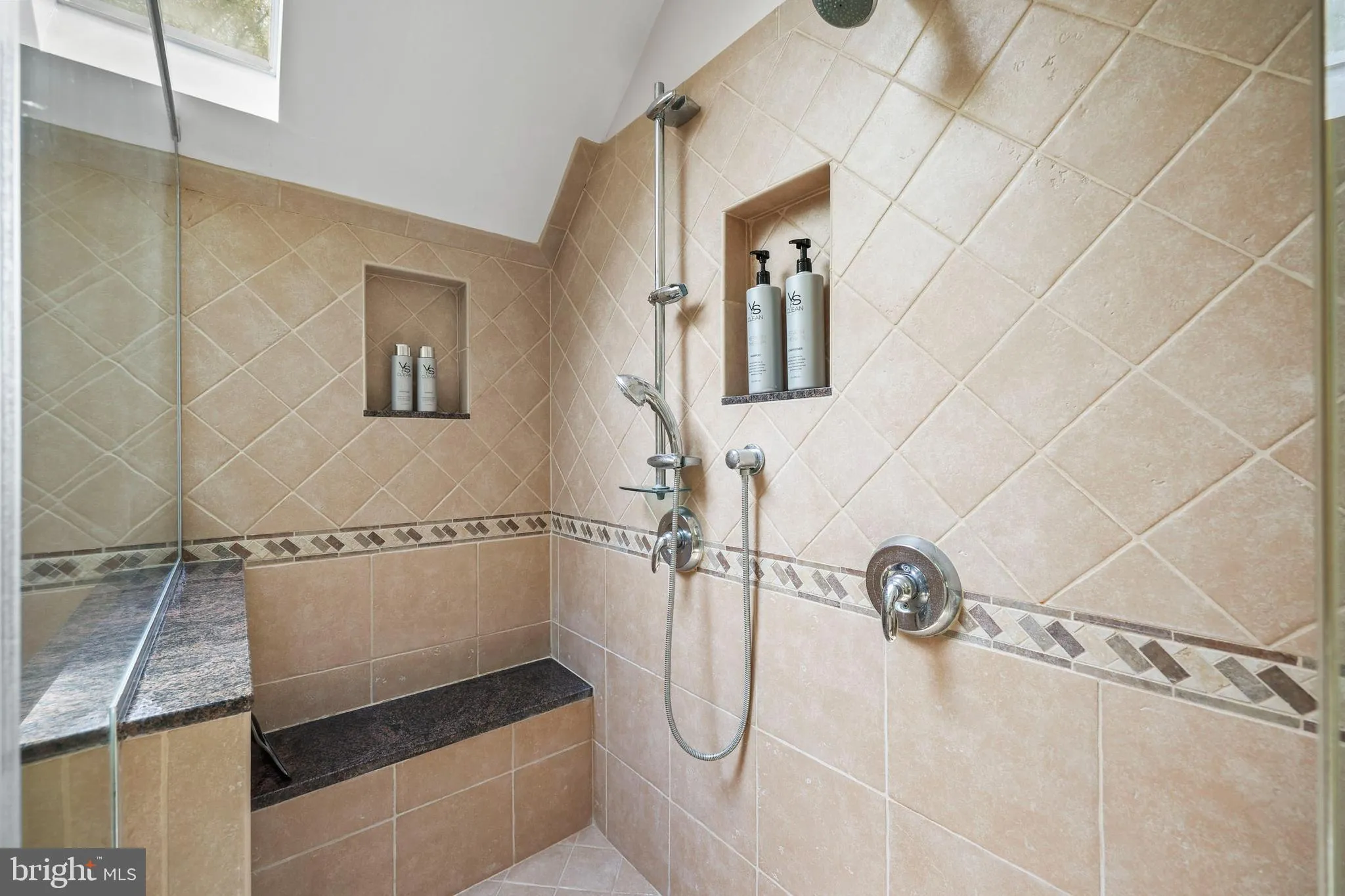 Pennington, New Jersey 08534, United States, 4 Bedrooms Bedrooms, ,3 BathroomsBathrooms,Residential,Contingent,118114