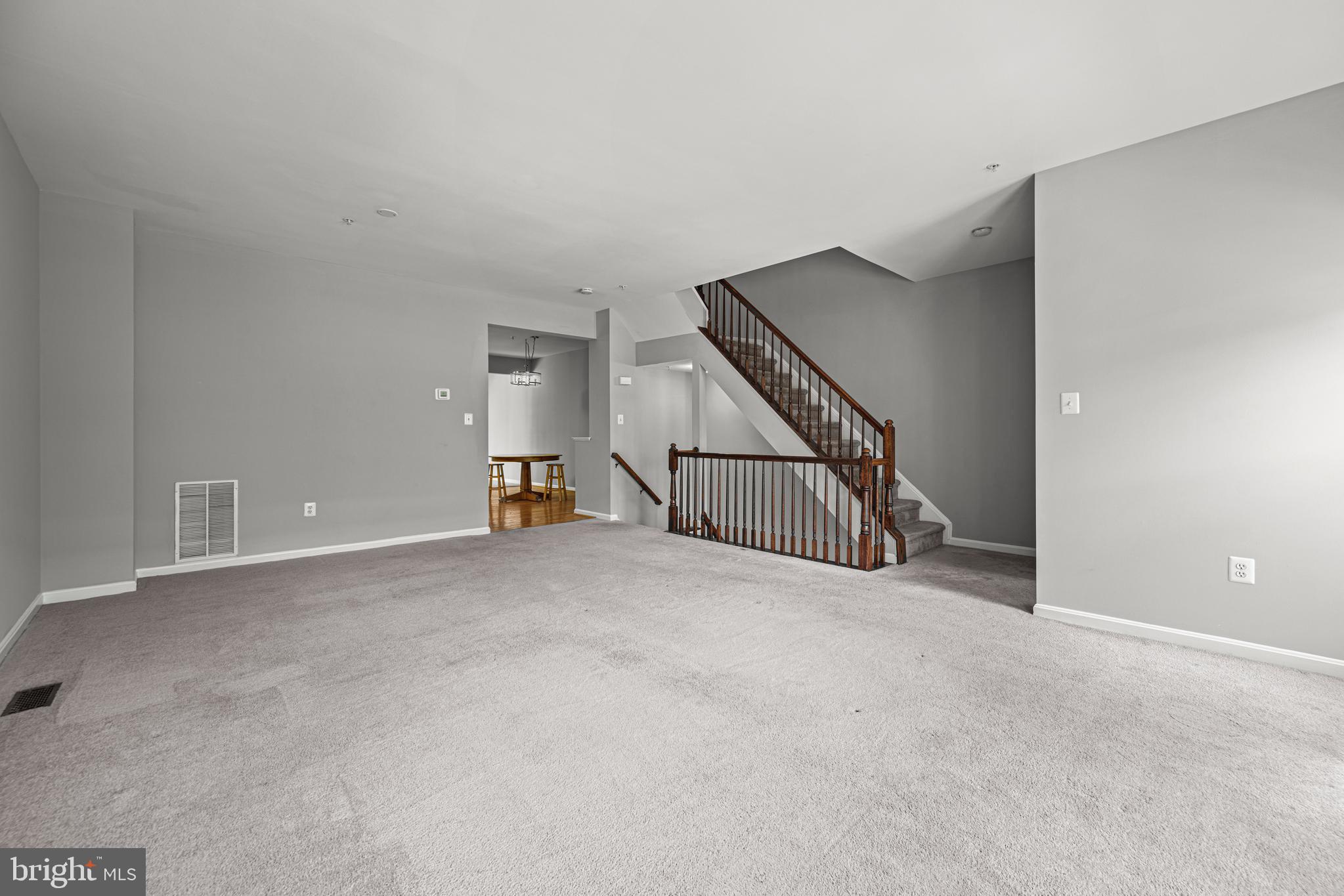 RUSSETT GREEN - Residential