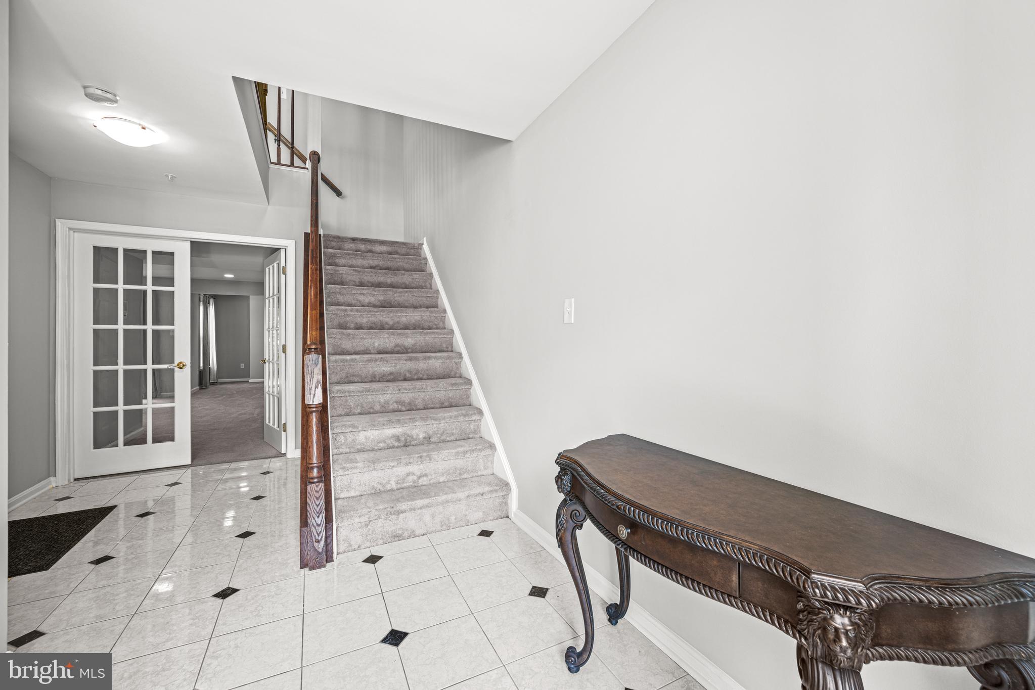 RUSSETT GREEN - Residential