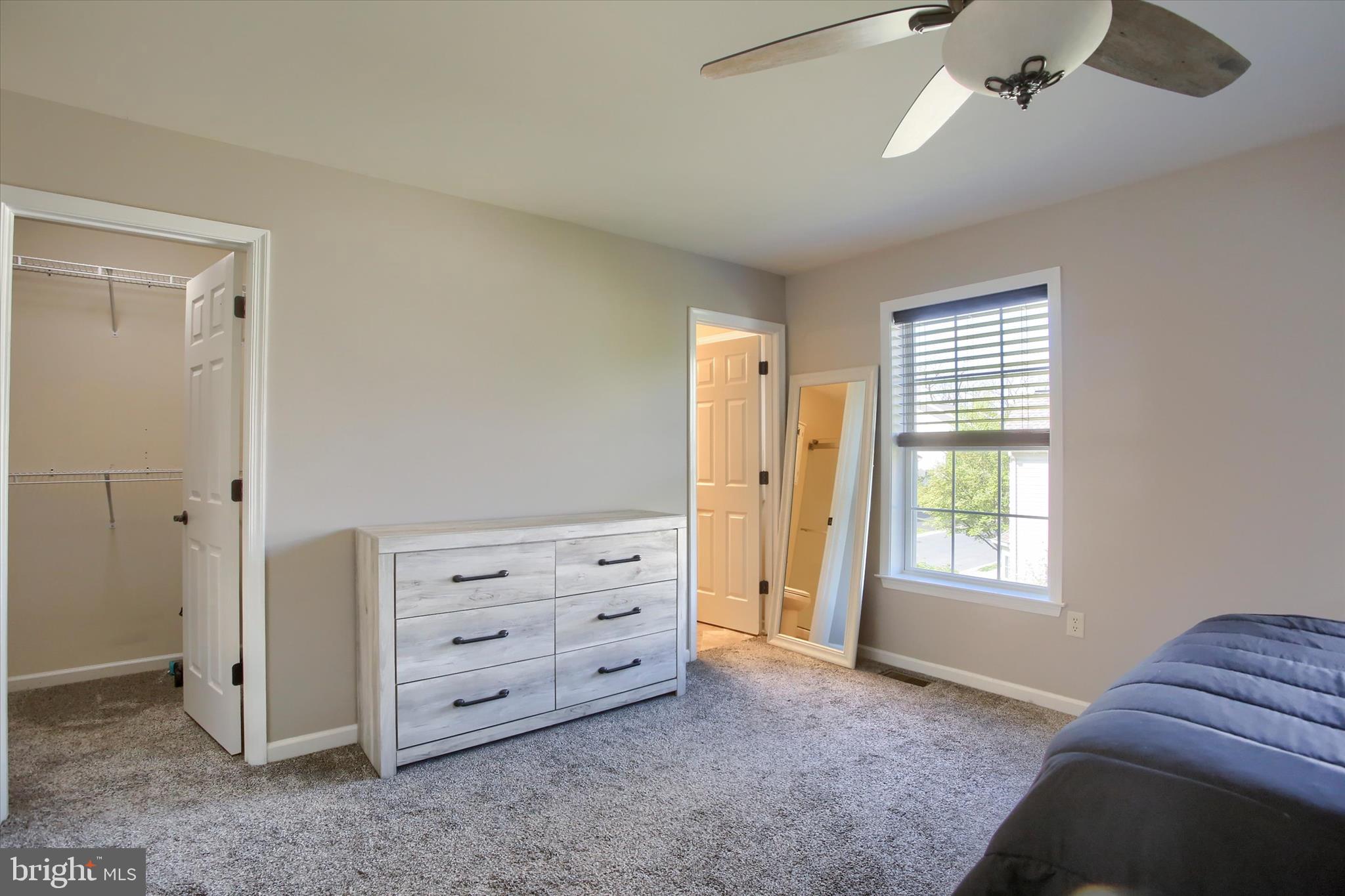 MAPLE GLEN - Residential