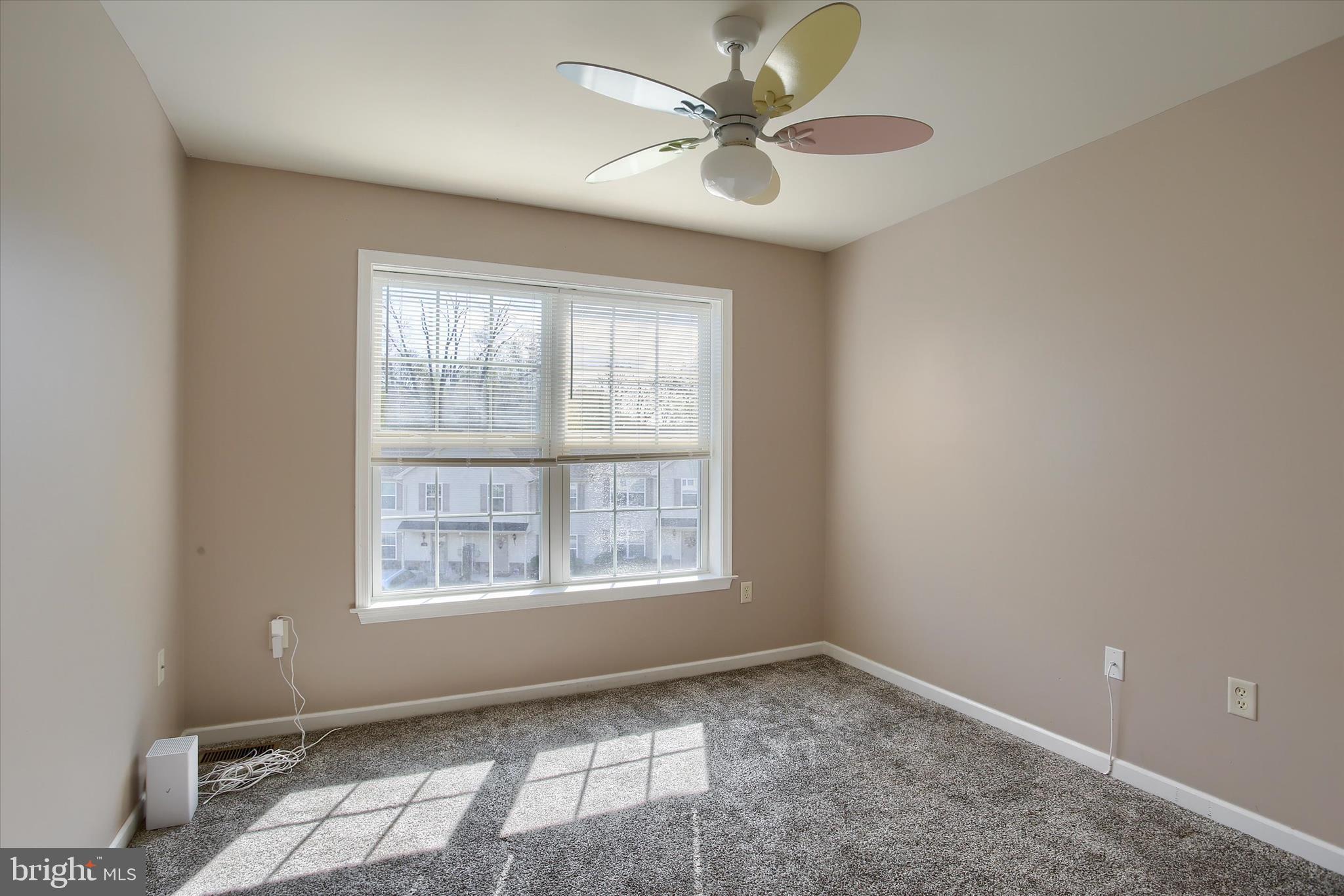 MAPLE GLEN - Residential