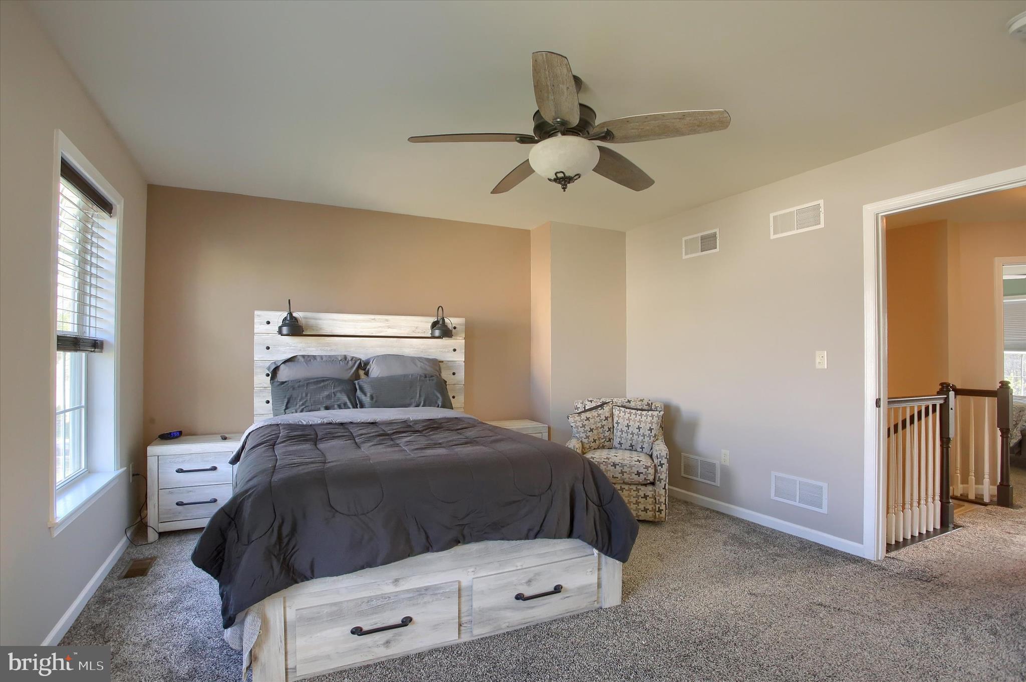 MAPLE GLEN - Residential