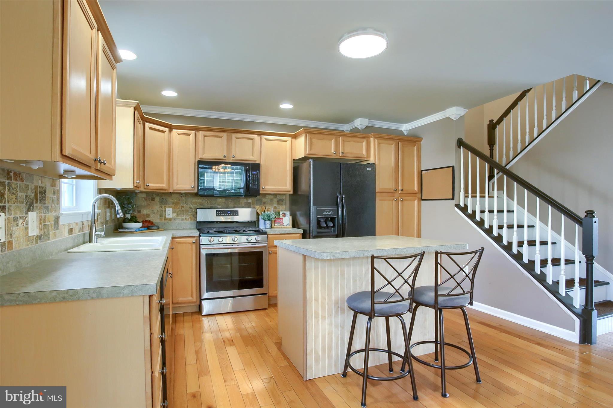 MAPLE GLEN - Residential