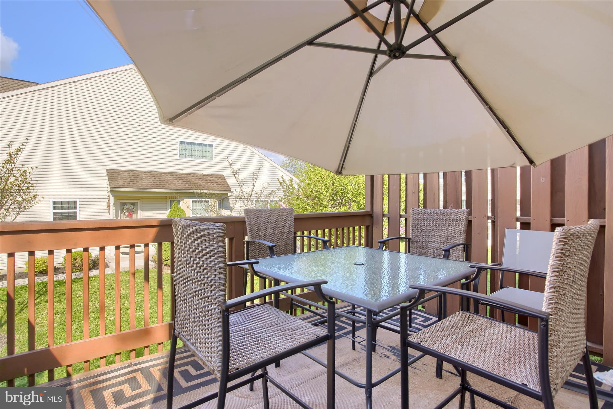 MAPLE GLEN - Residential