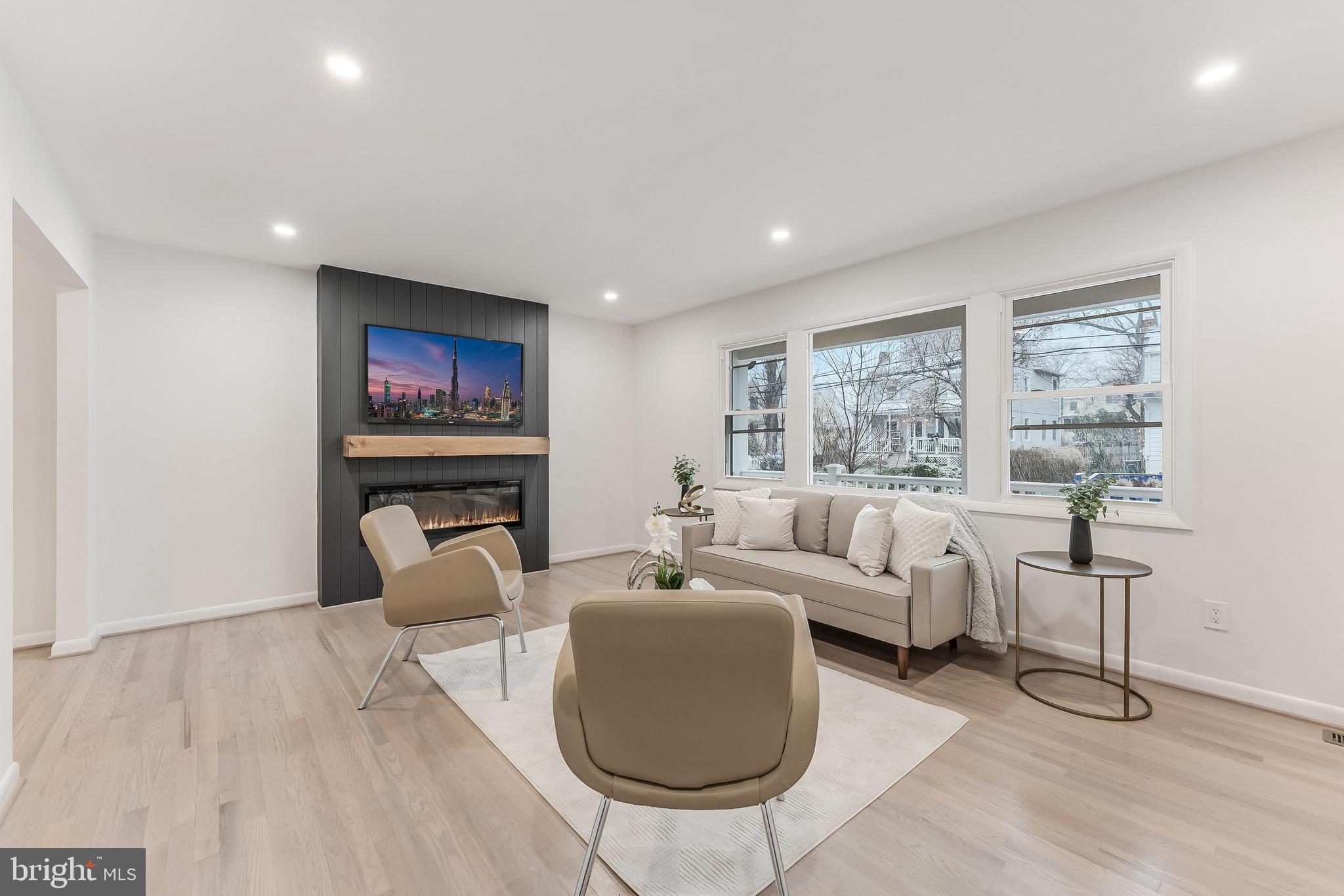 CARLIN SPRINGS - Residential