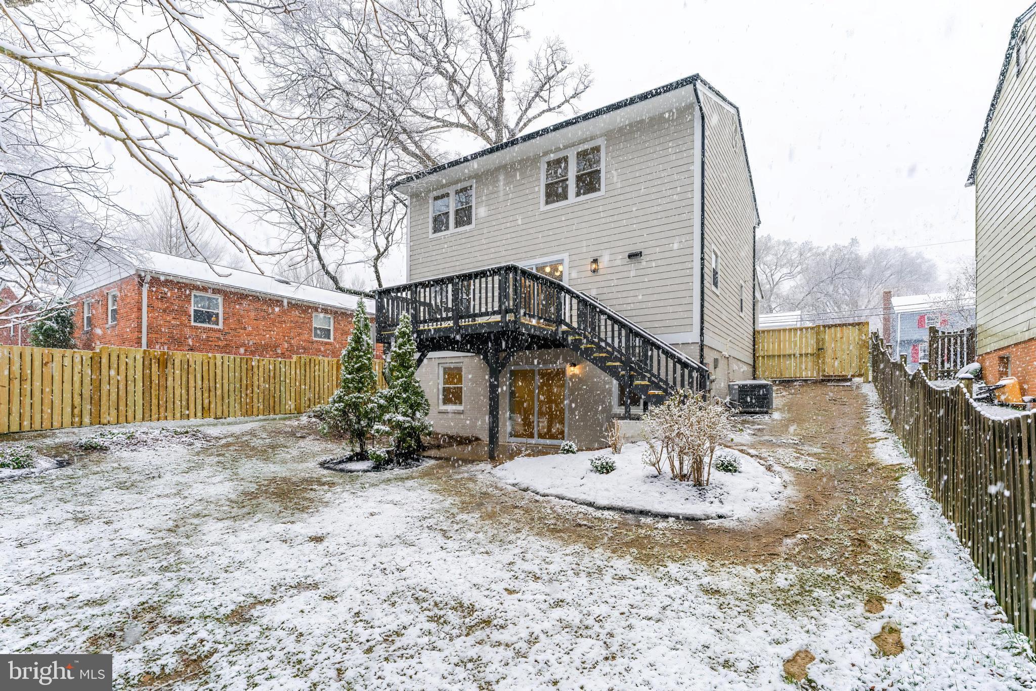 CARLIN SPRINGS - Residential