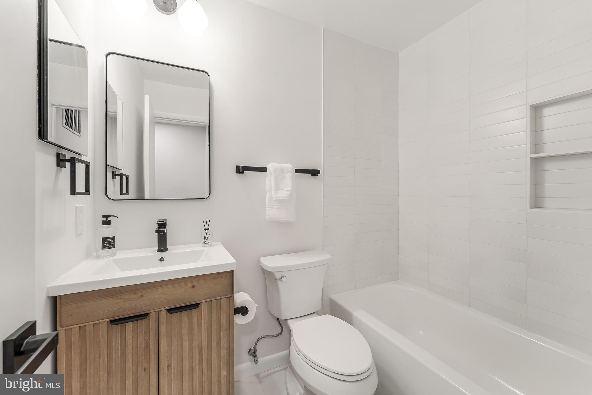 CARLIN SPRINGS - Residential