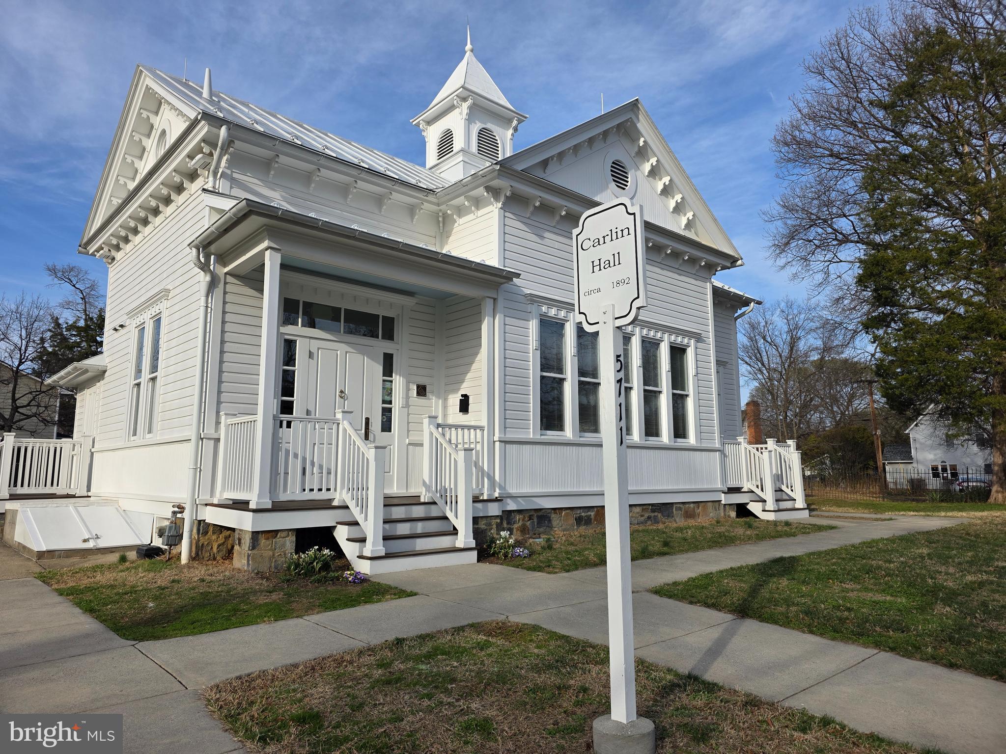 CARLIN SPRINGS - Residential