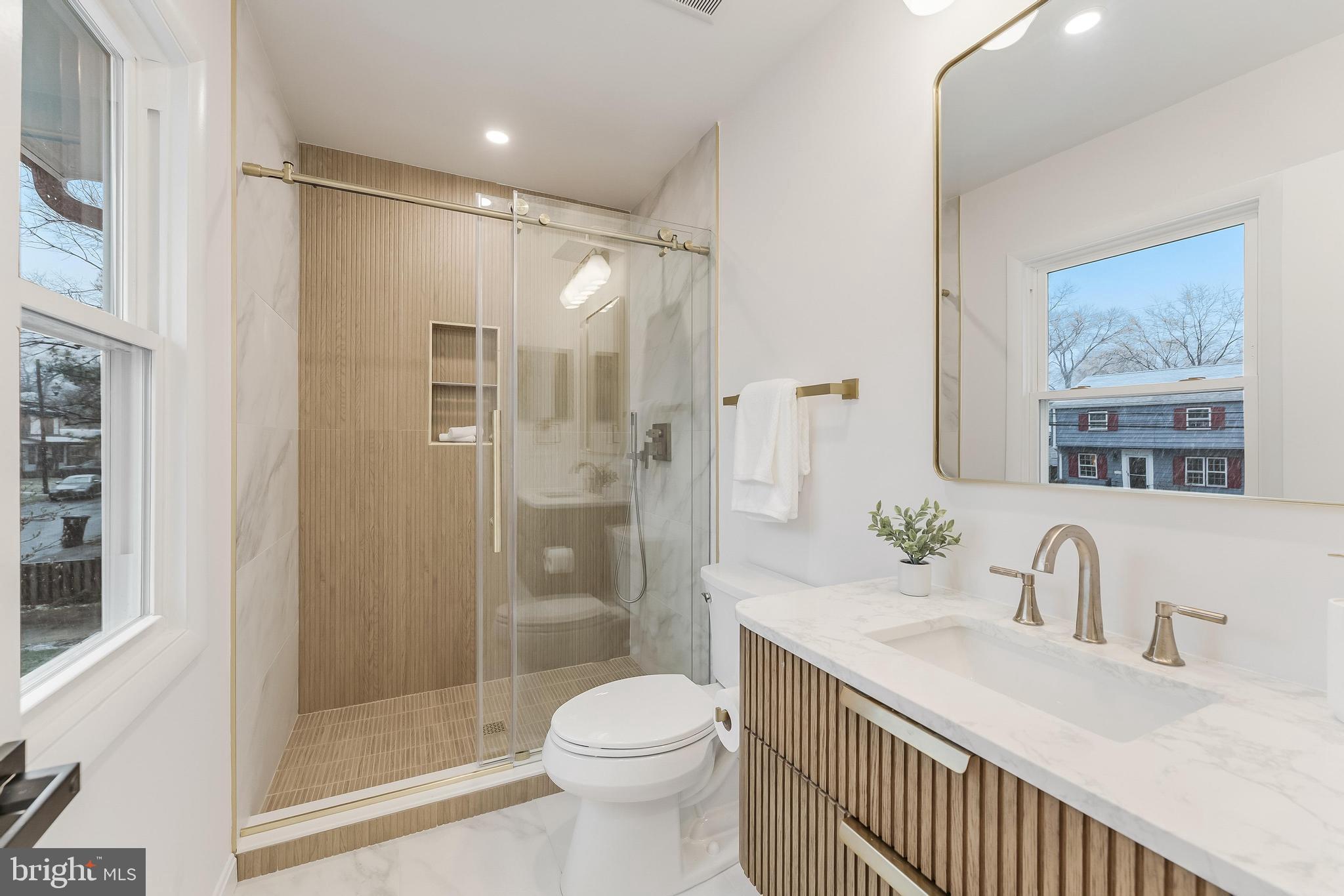 CARLIN SPRINGS - Residential