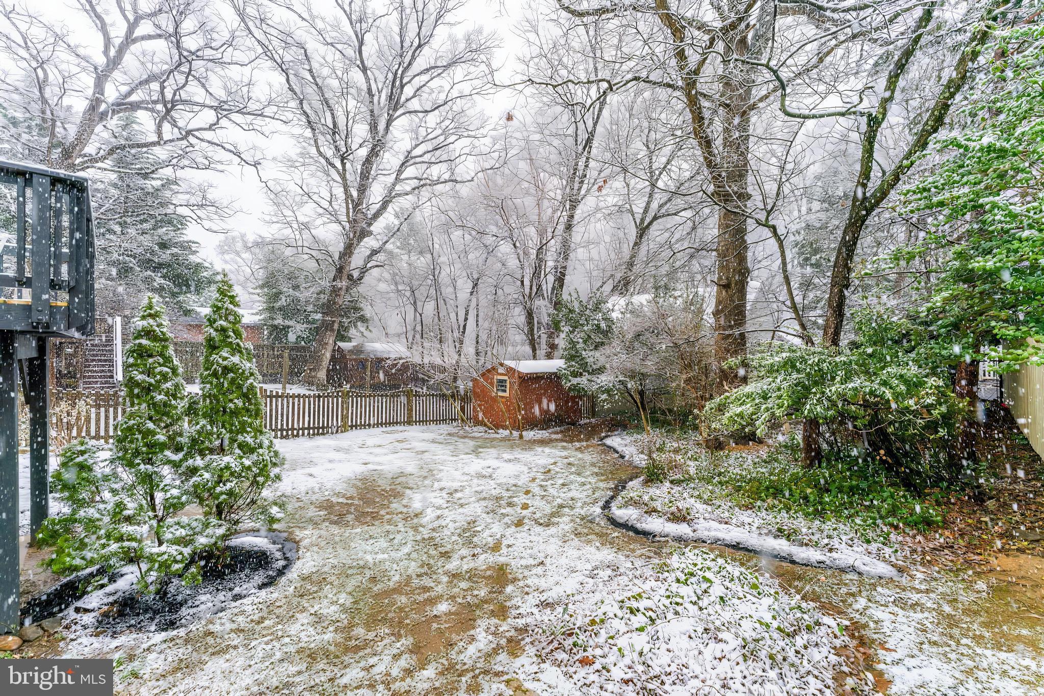 CARLIN SPRINGS - Residential