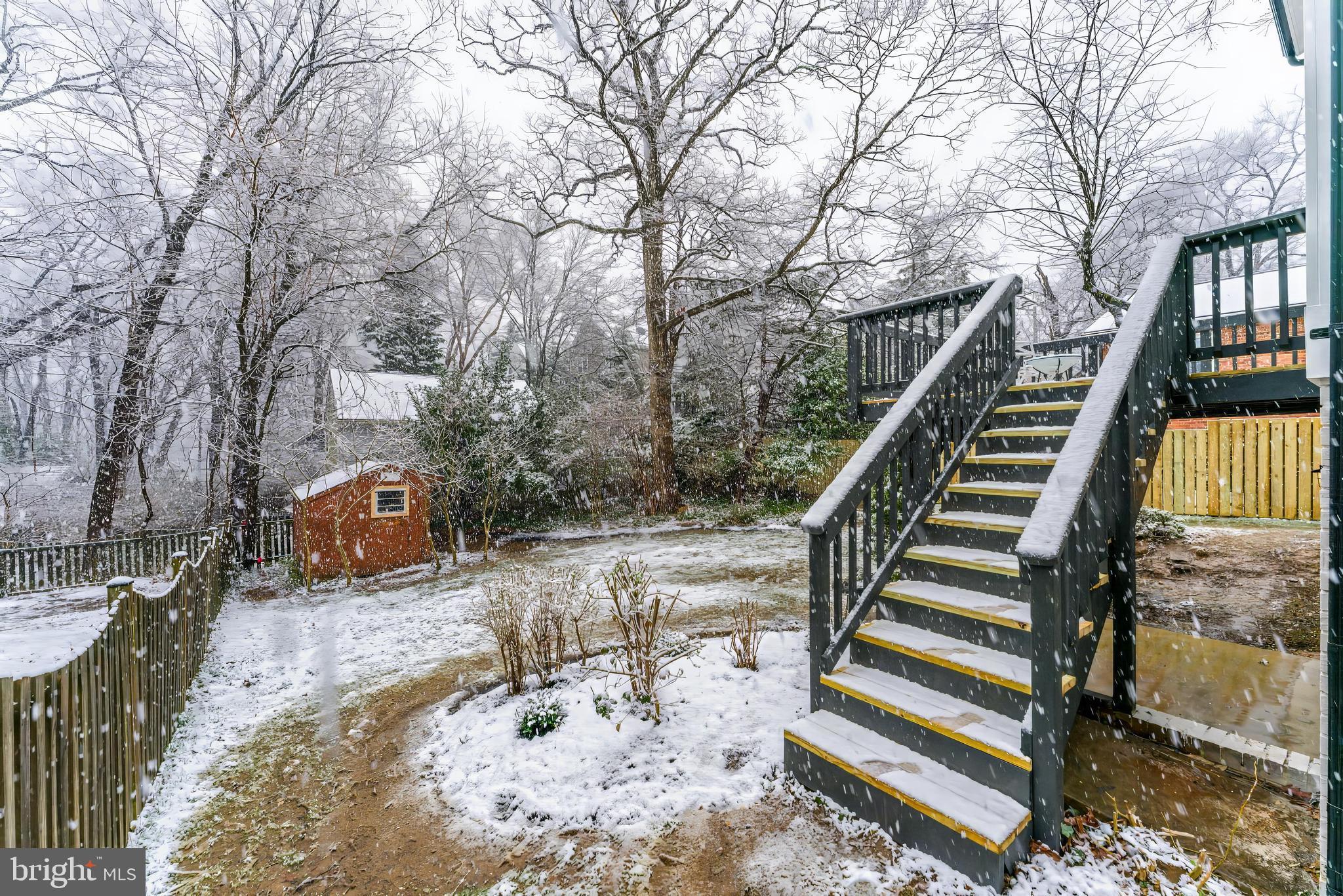 CARLIN SPRINGS - Residential