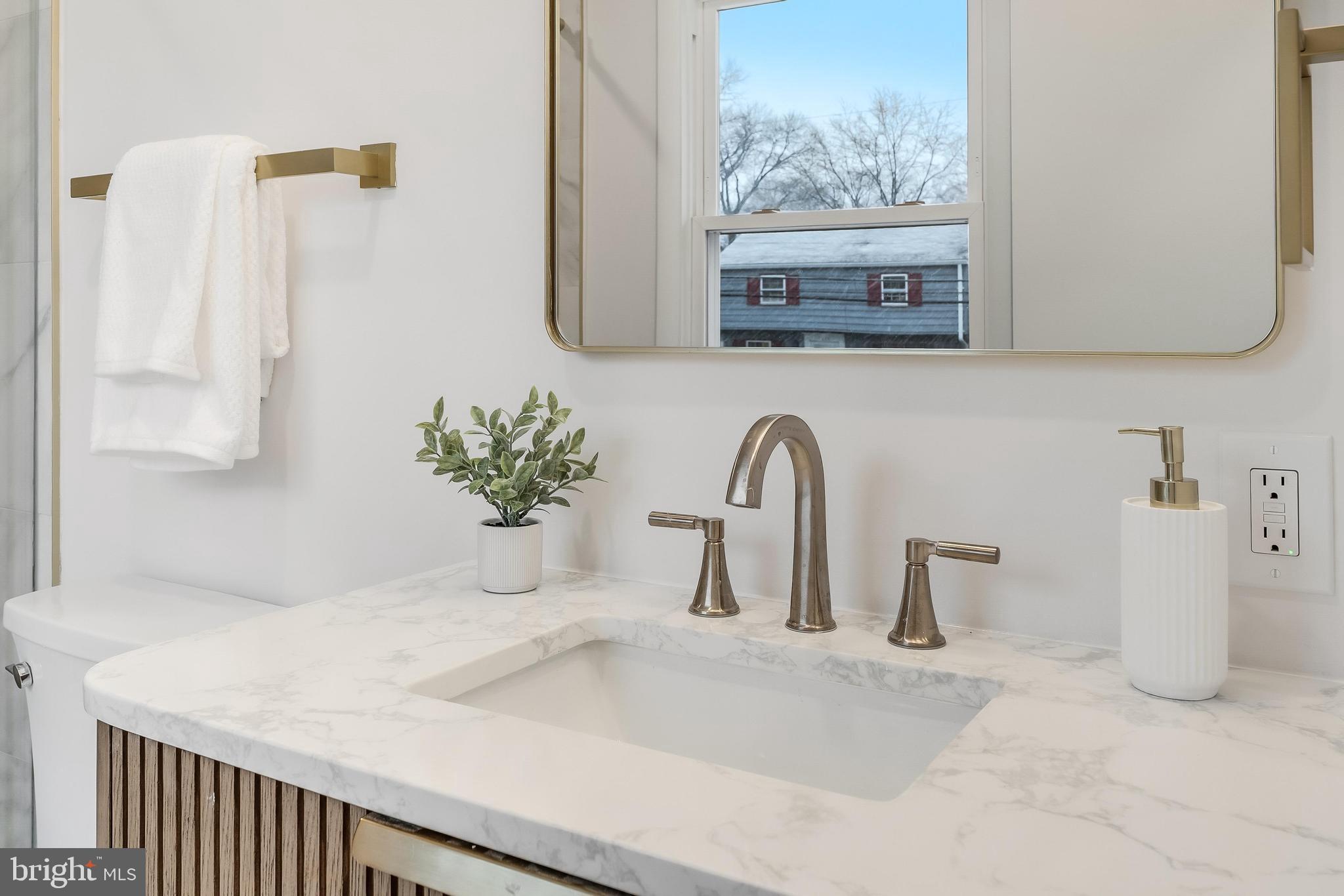 CARLIN SPRINGS - Residential