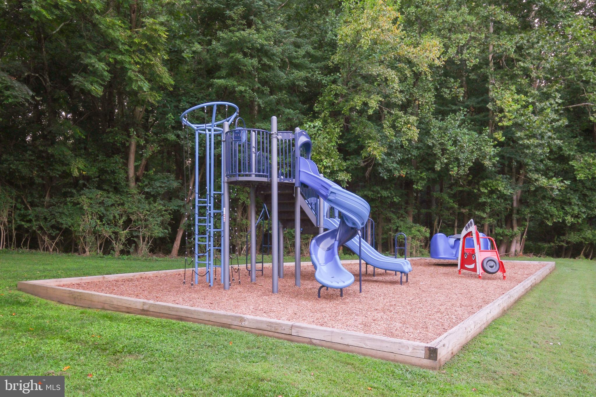 HERITAGE WALK - Residential