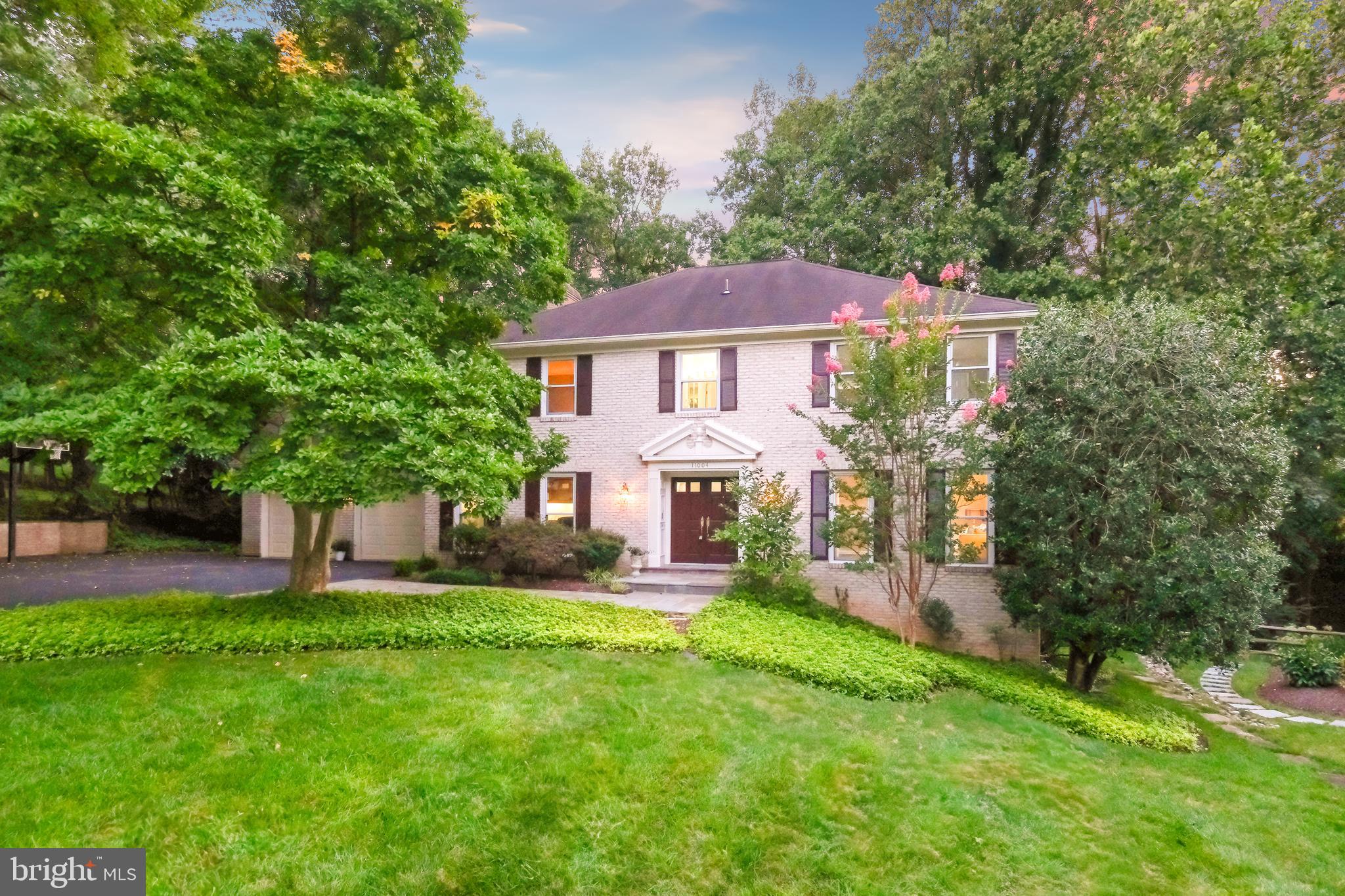 HERITAGE WALK - Residential