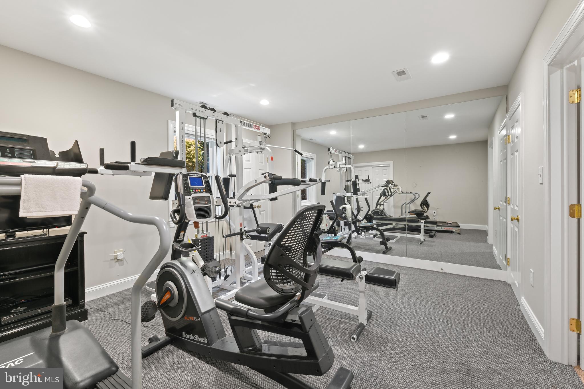 HERITAGE WALK - Residential