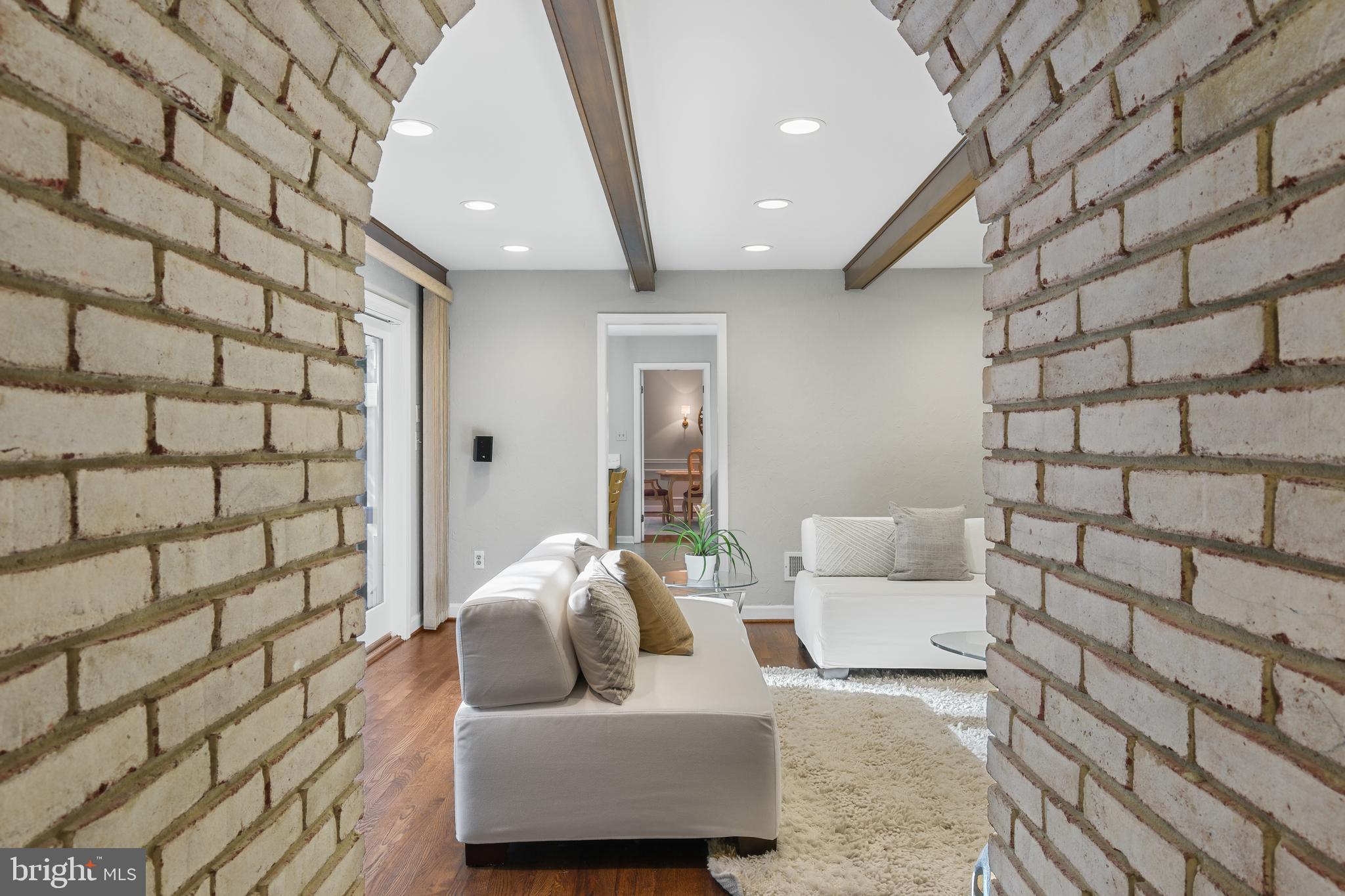 HERITAGE WALK - Residential