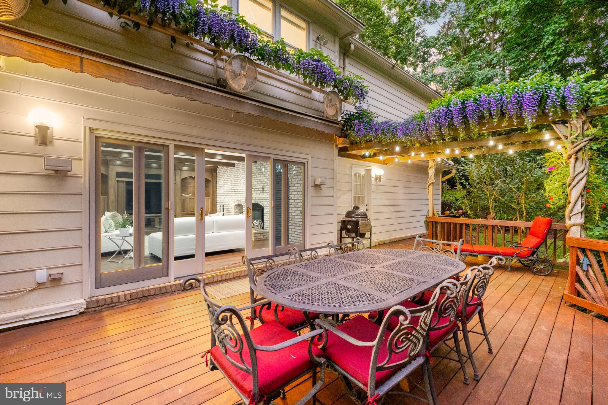 HERITAGE WALK - Residential