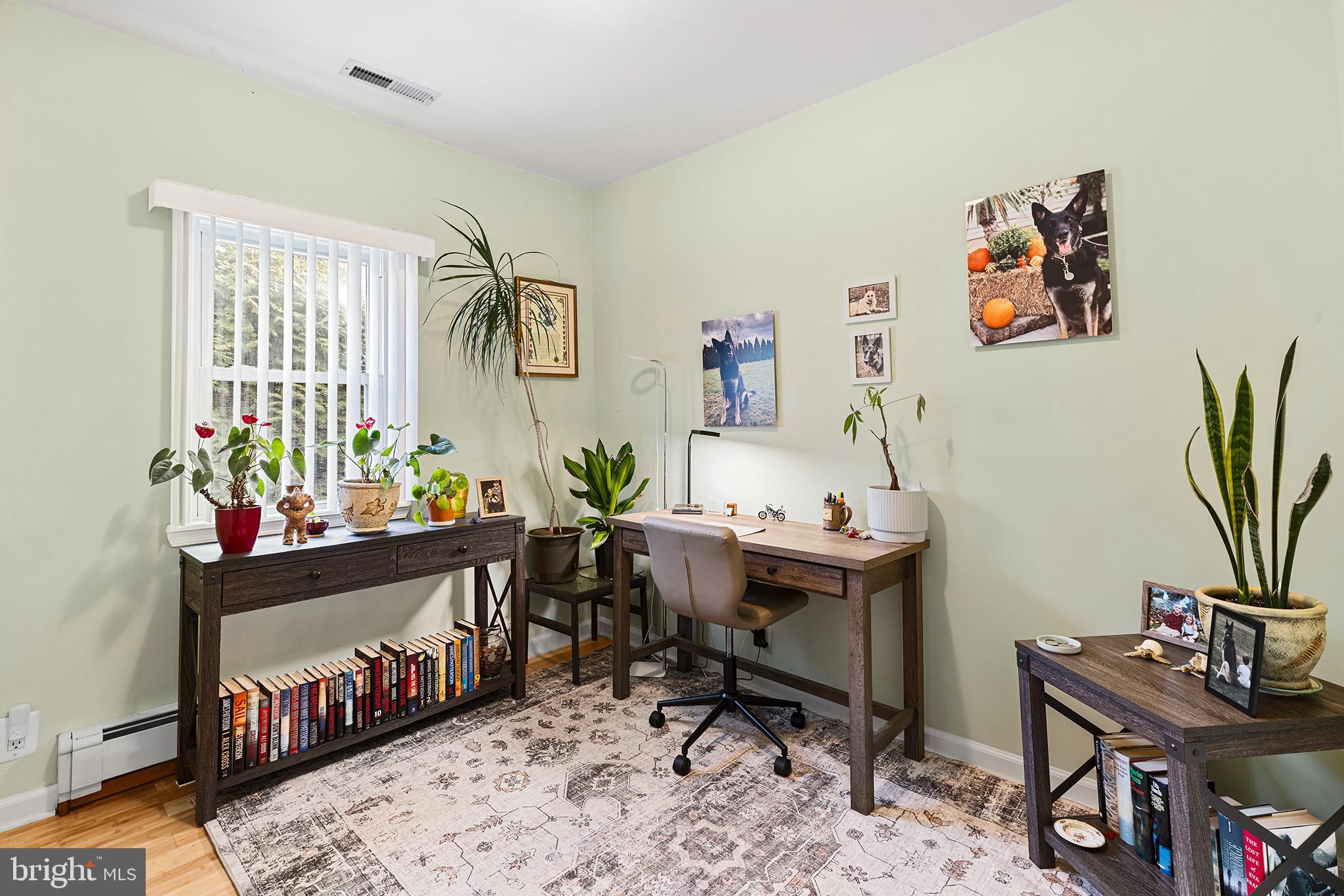 EDDINGTON GDNS - Residential