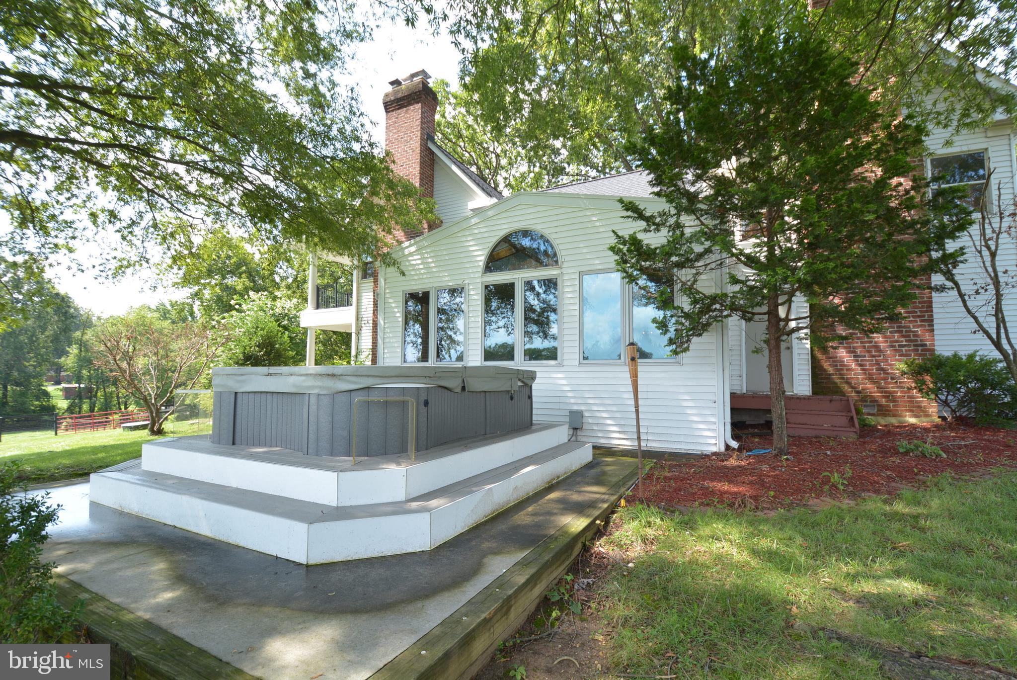 COLCHESTER - Residential