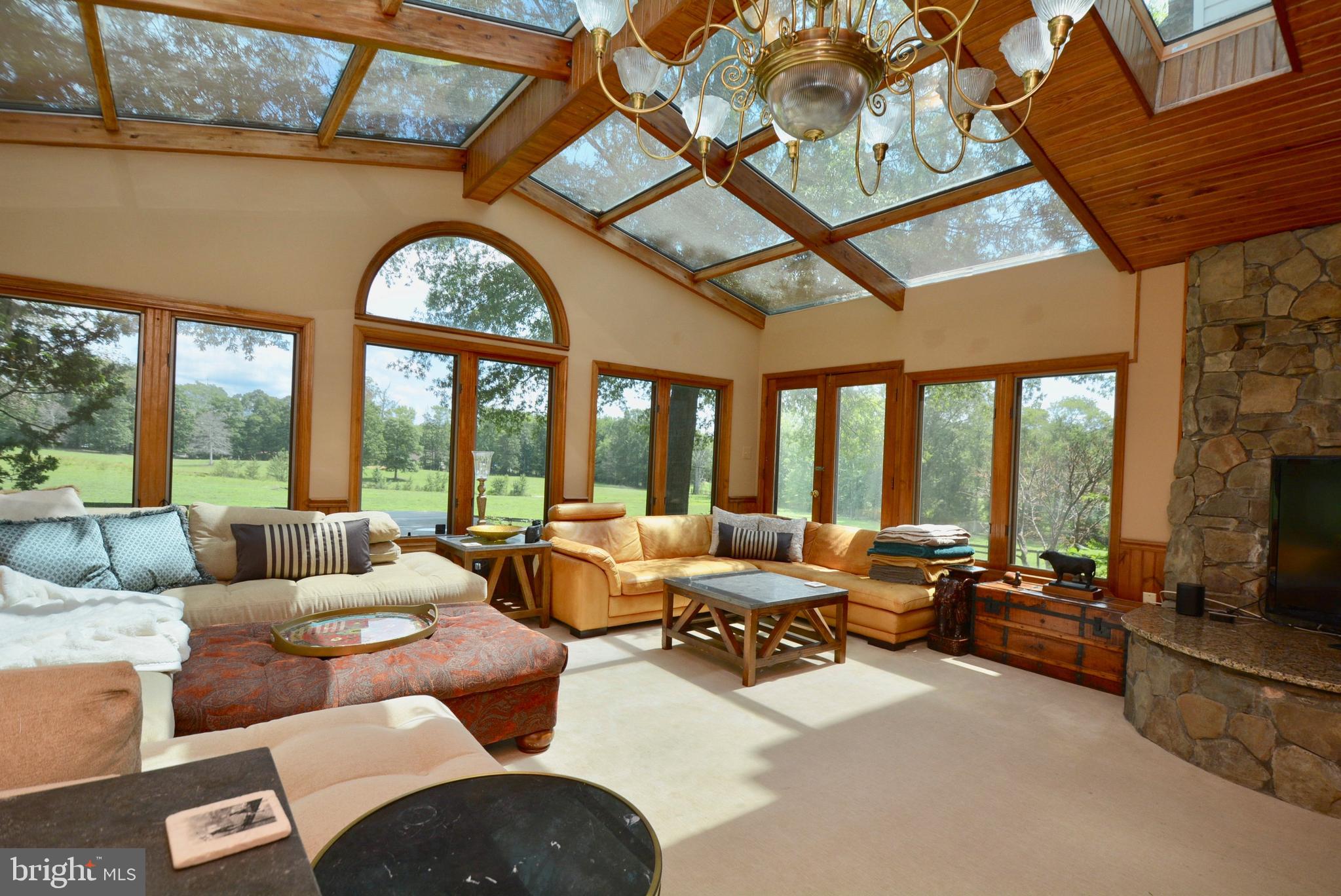 COLCHESTER - Residential