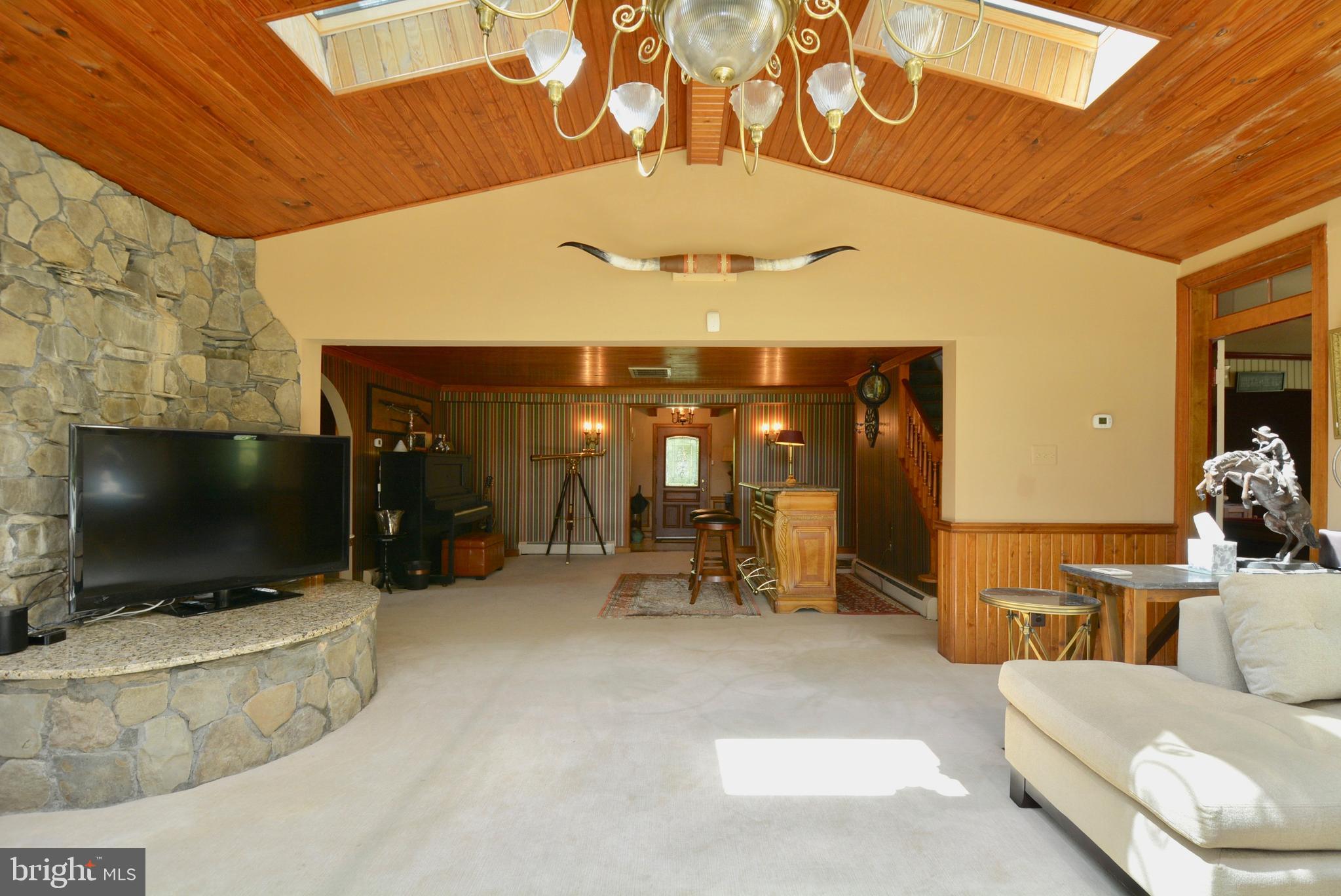 COLCHESTER - Residential