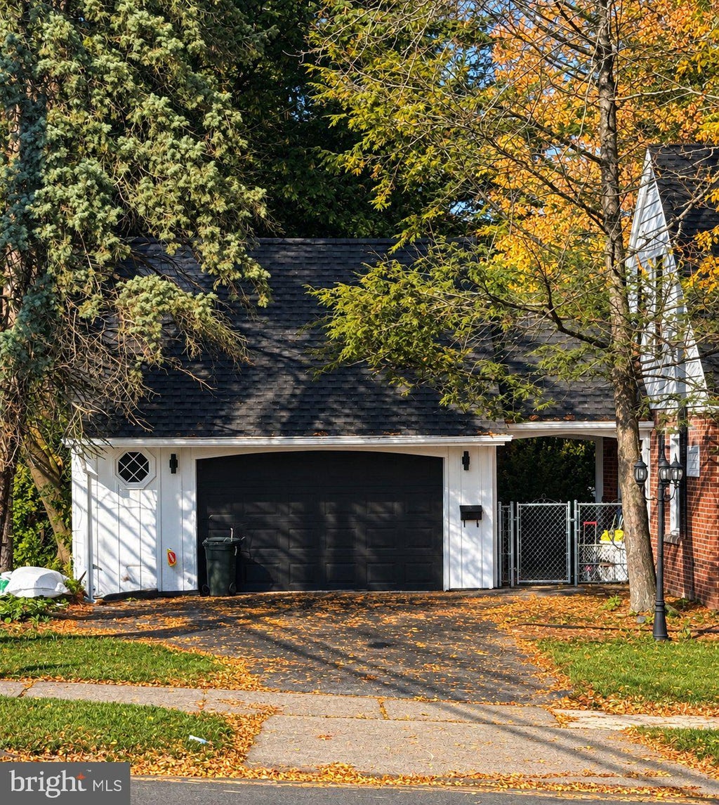 Photo of 1258 S Jefferson Street, ALLENTOWN, PA 18103 (MLS # PALH2017146)