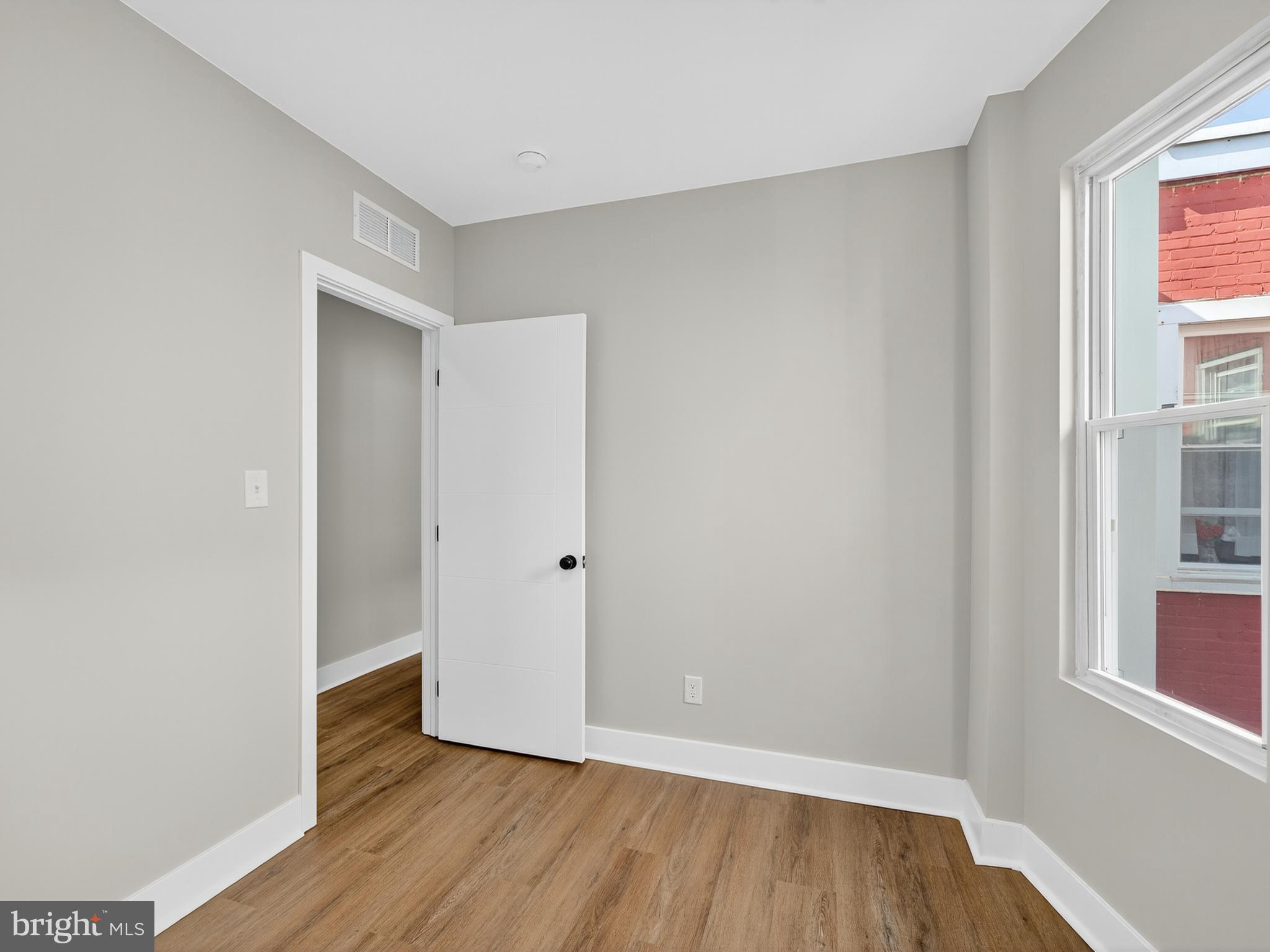 COBBS CREEK - Residential