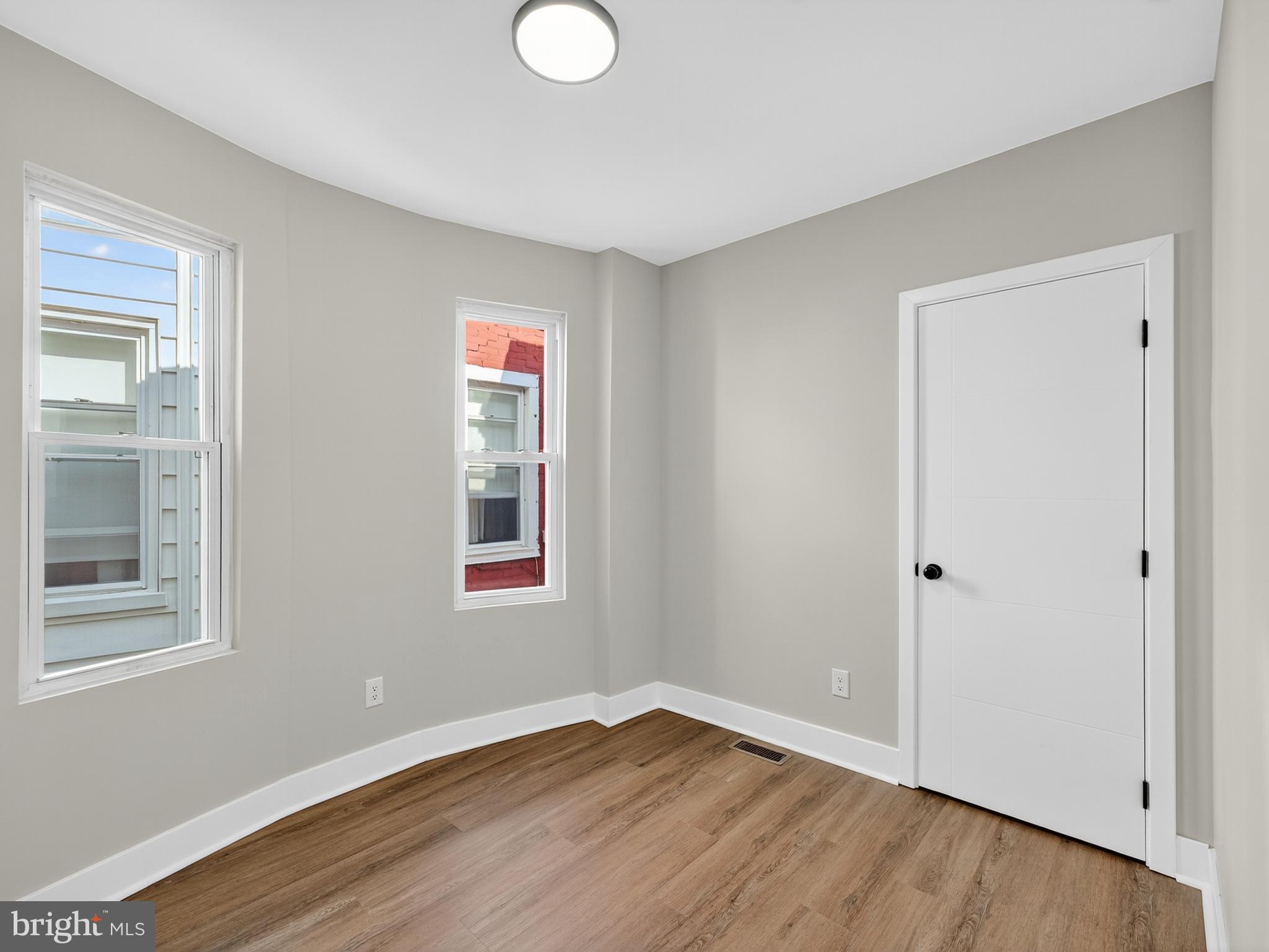 COBBS CREEK - Residential