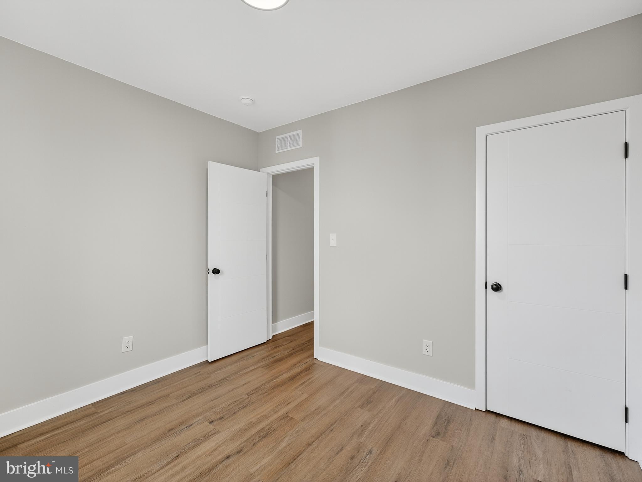 COBBS CREEK - Residential