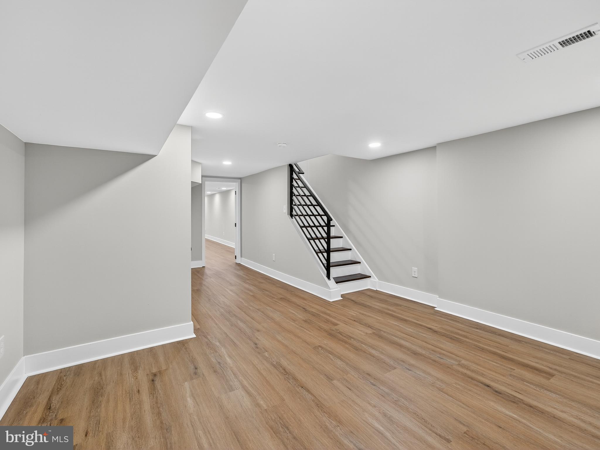 COBBS CREEK - Residential