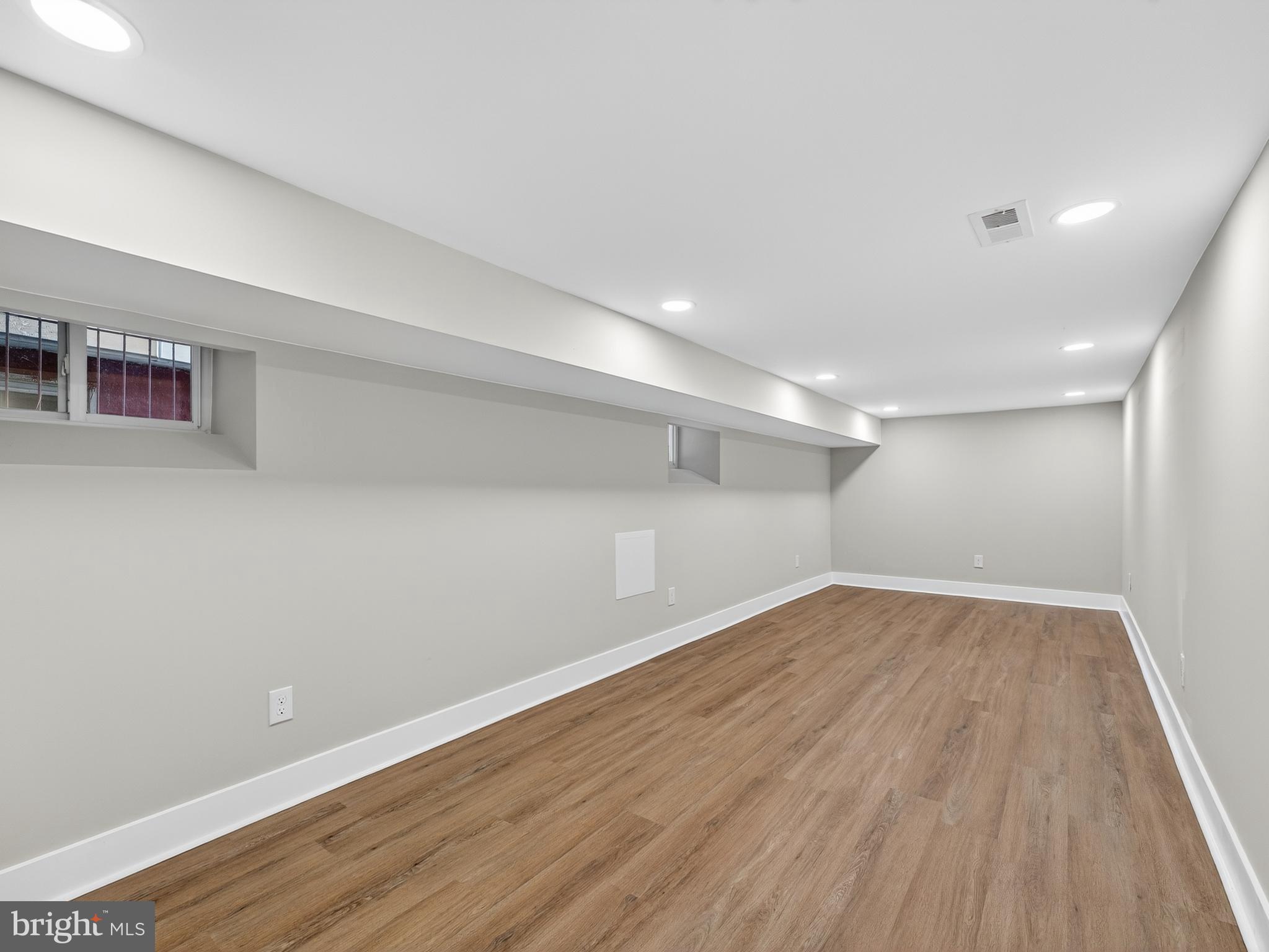 COBBS CREEK - Residential