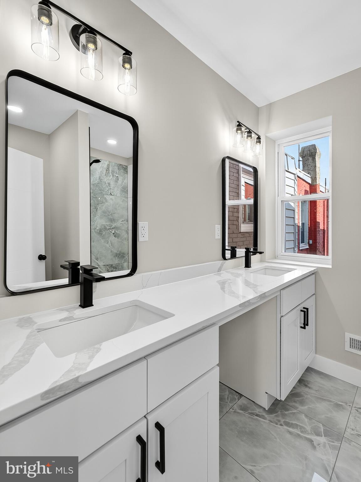 COBBS CREEK - Residential