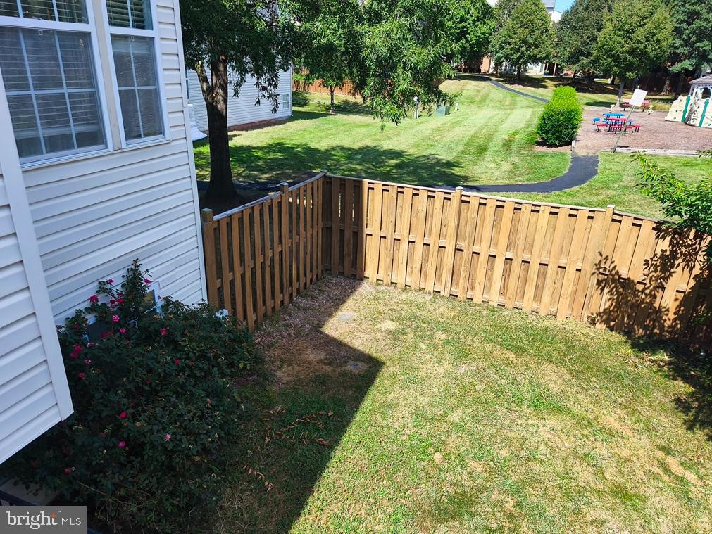 COLONNADE AT DULLES - Residential Lease