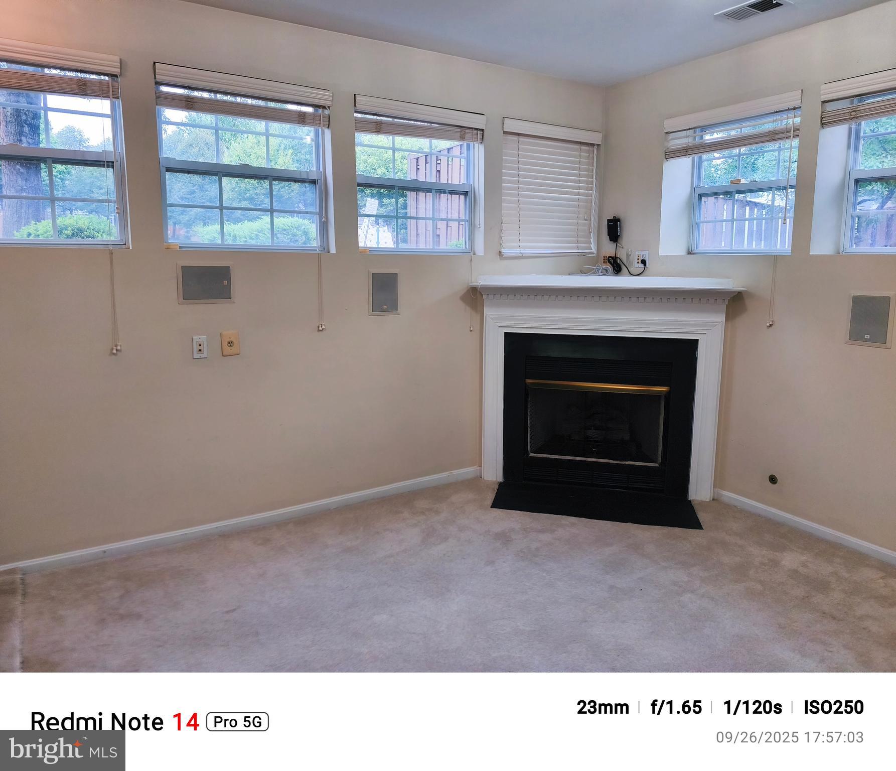 COLONNADE AT DULLES - Residential Lease