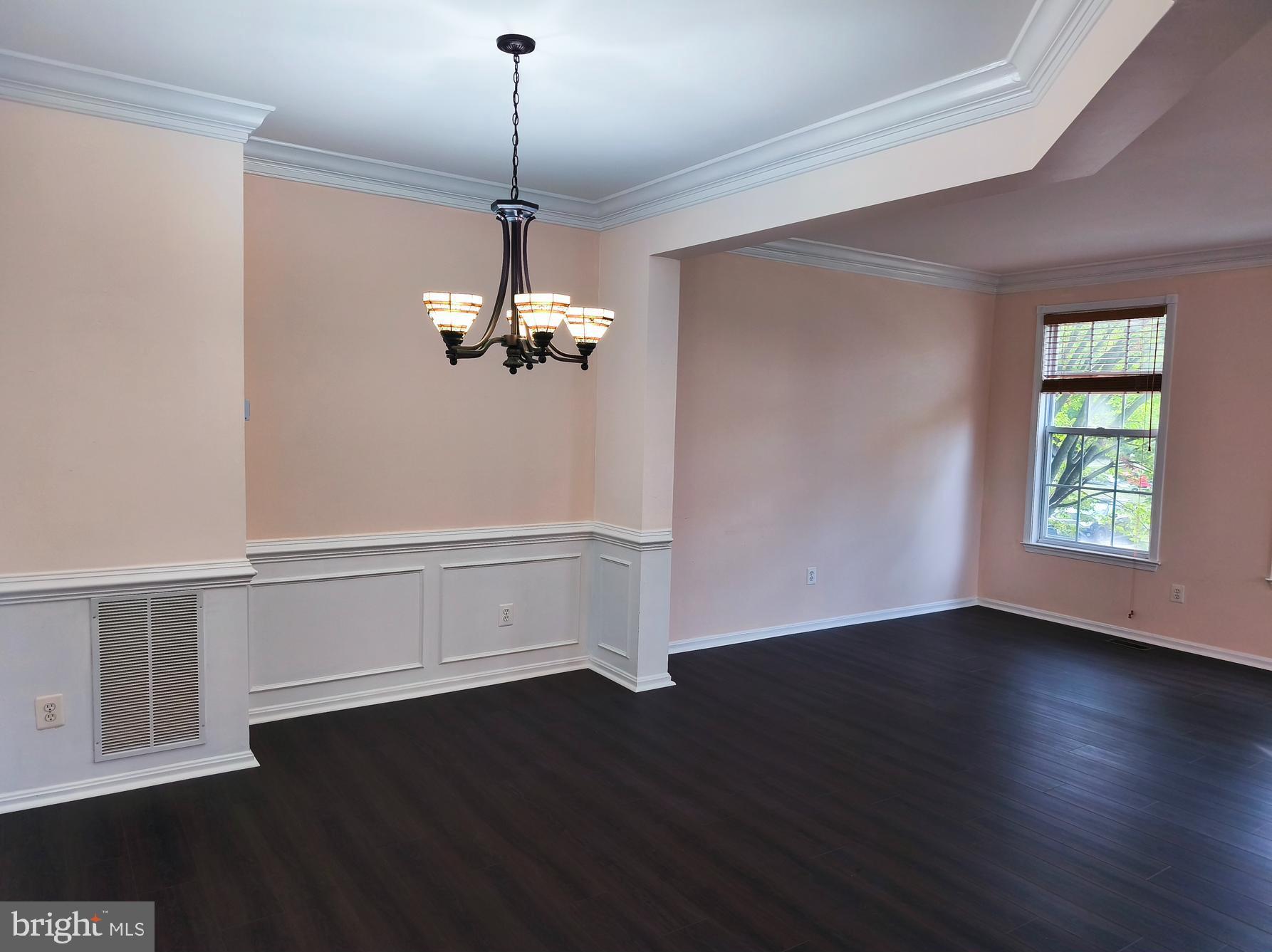 COLONNADE AT DULLES - Residential Lease