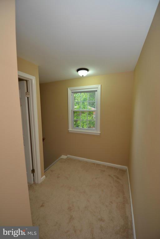 PINEWOOD HILL - Residential Lease