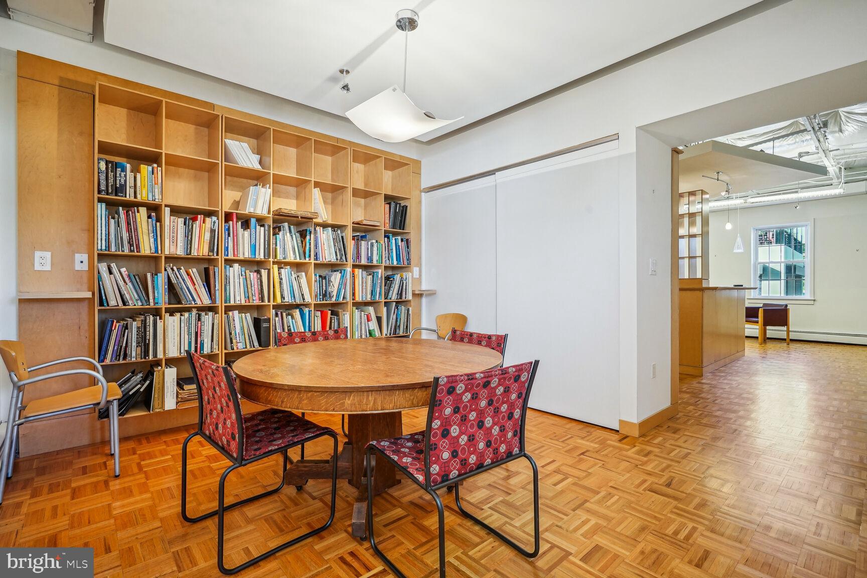 FALLS CHURCH CITY - Commercial Sale