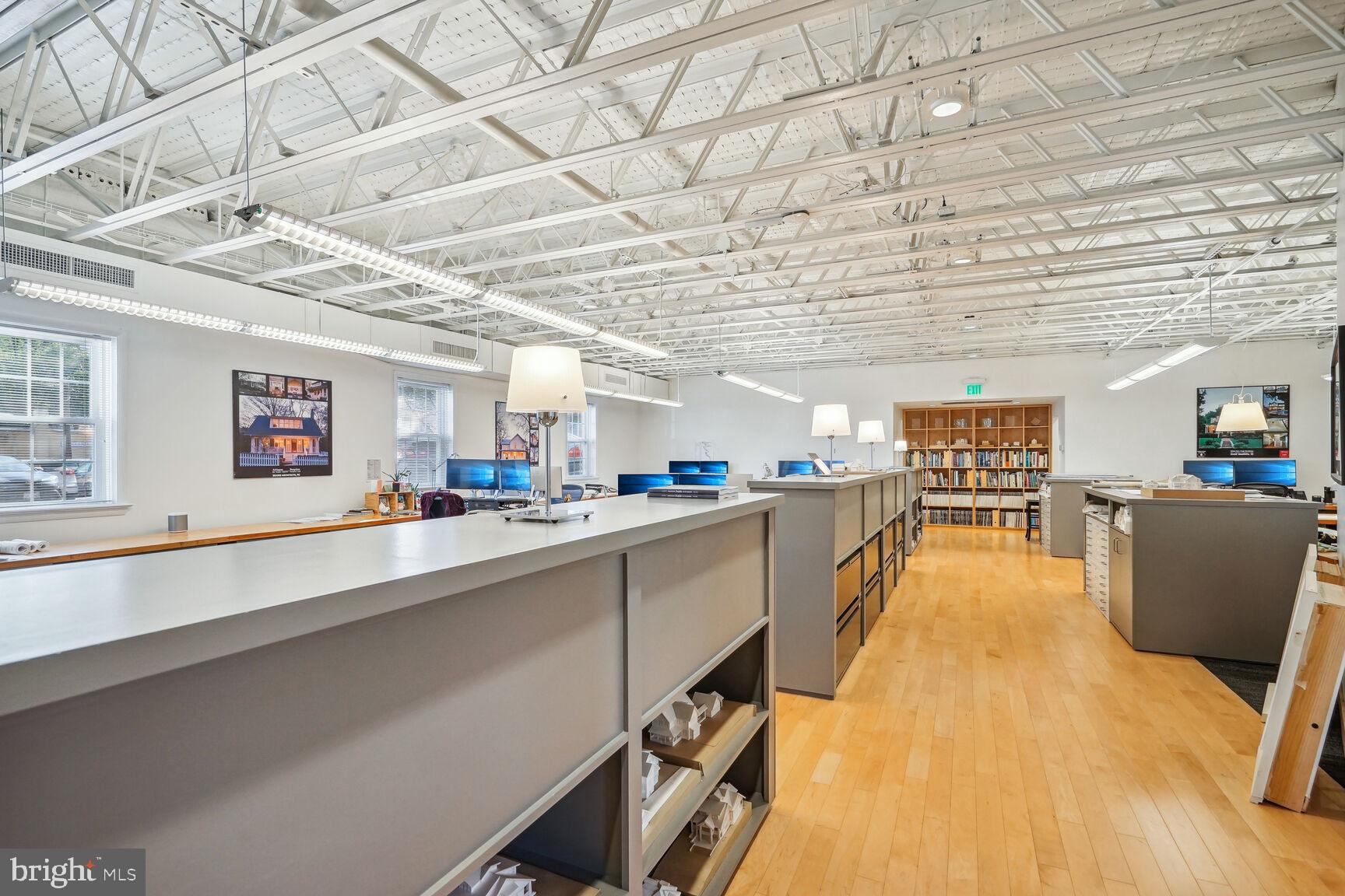 FALLS CHURCH CITY - Commercial Sale