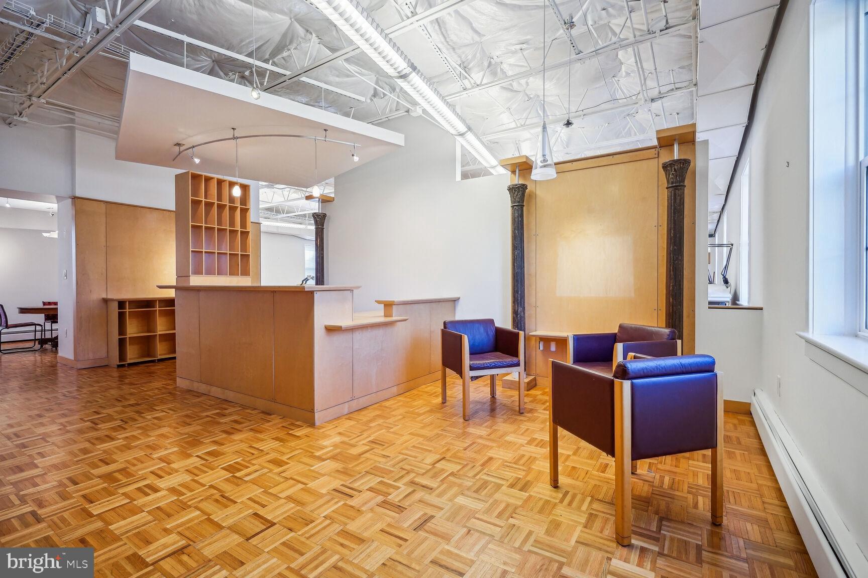 FALLS CHURCH CITY - Commercial Sale