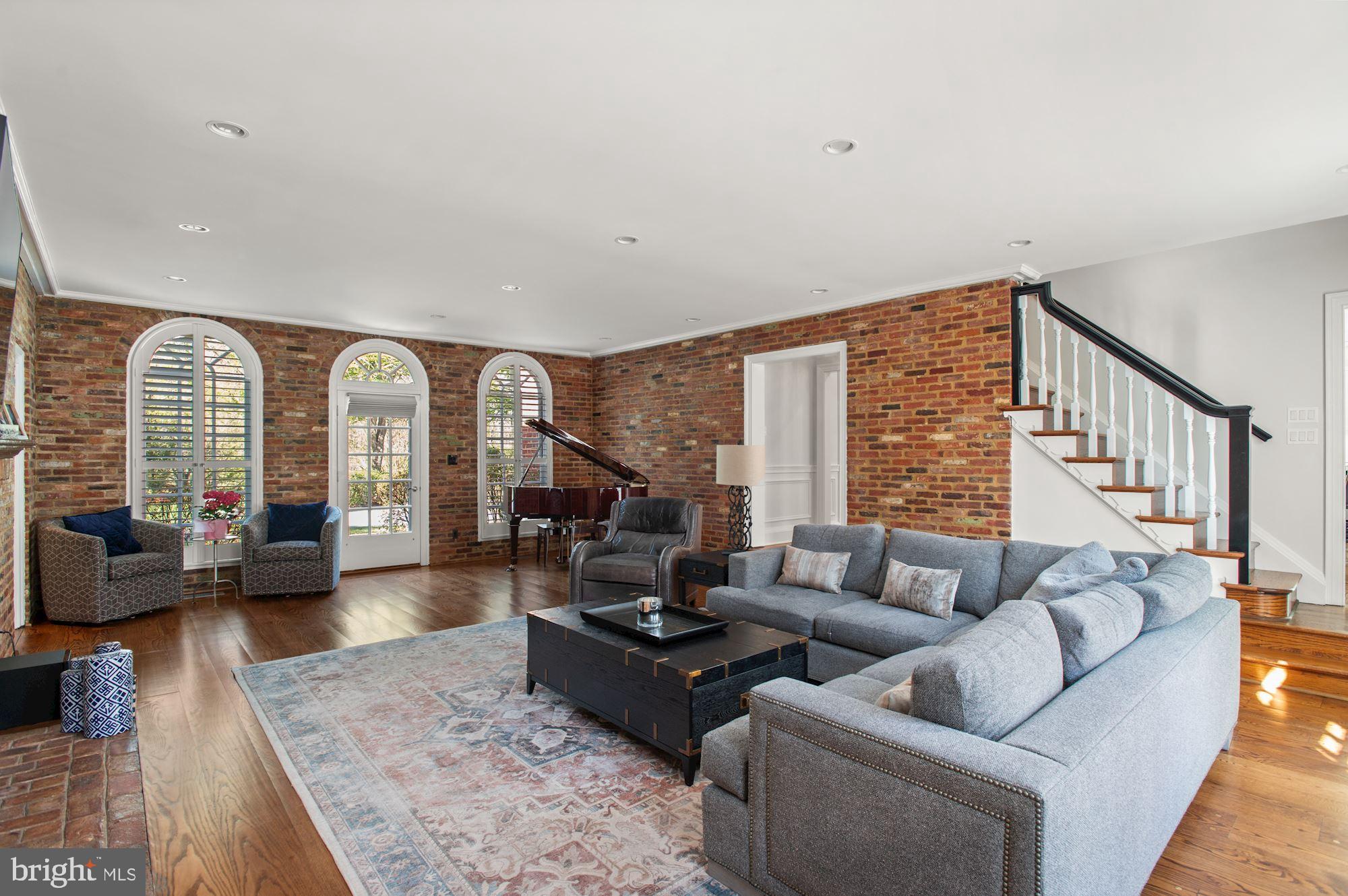 PINEY GLEN FARMS - Residential