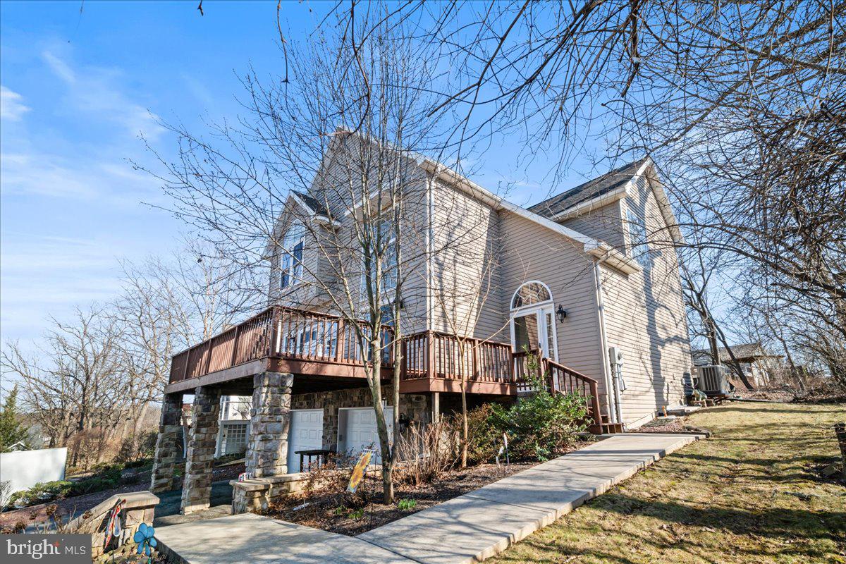 LAKE MEADE - Residential