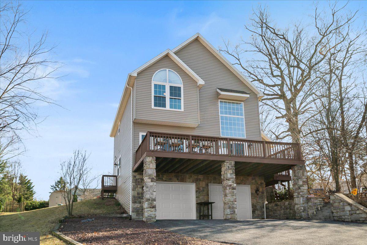 LAKE MEADE - Residential