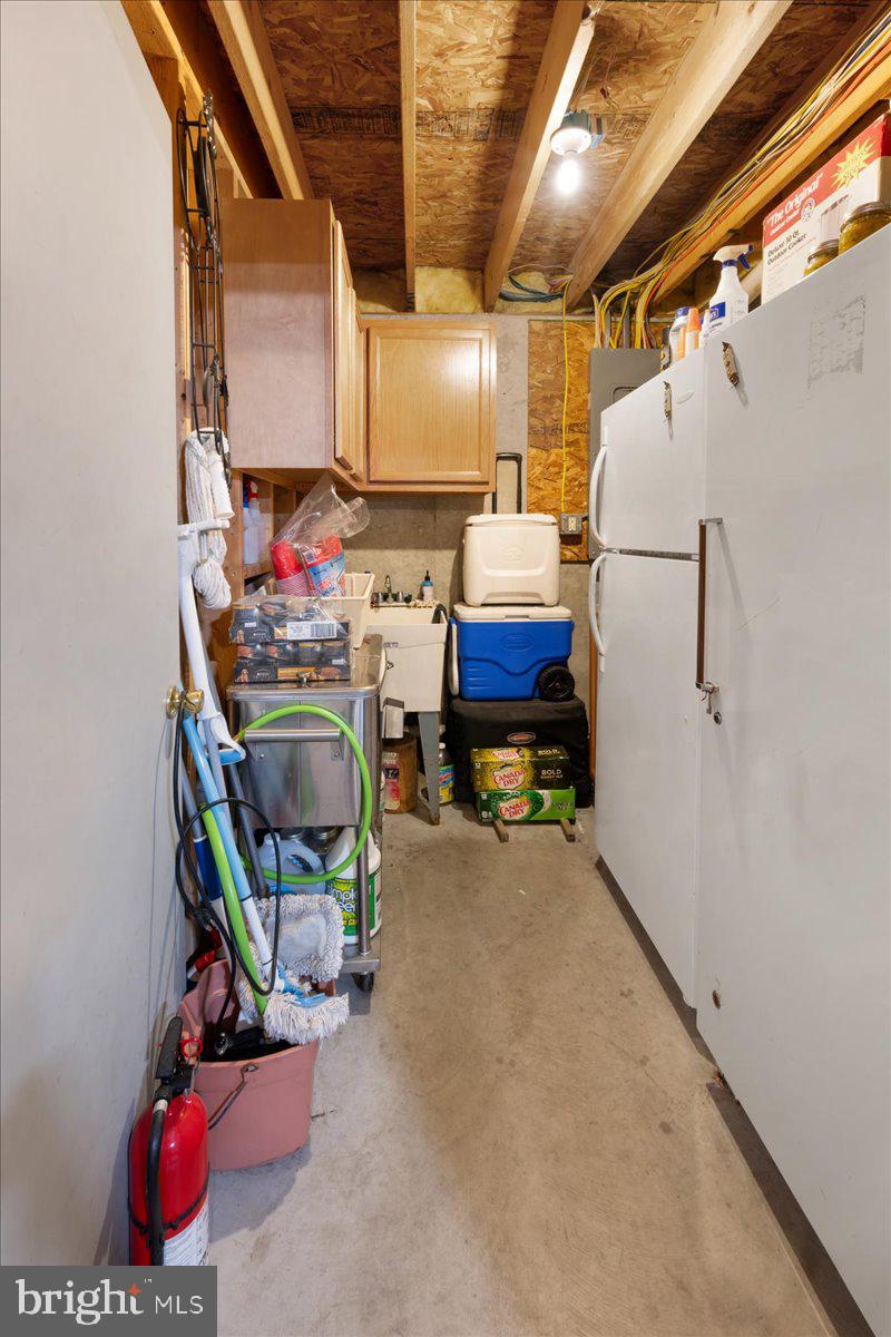 LAKE MEADE - Residential