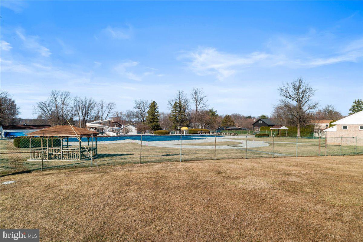 LAKE MEADE - Residential