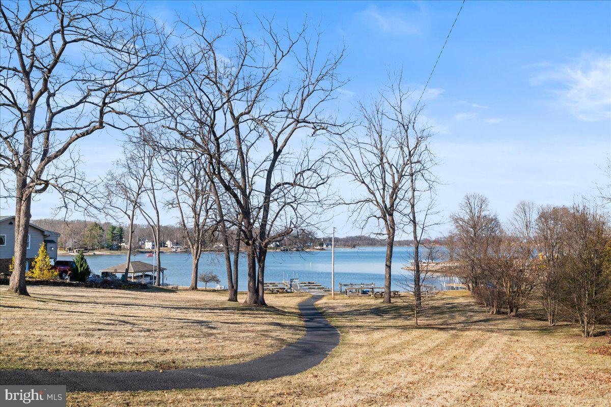LAKE MEADE - Residential