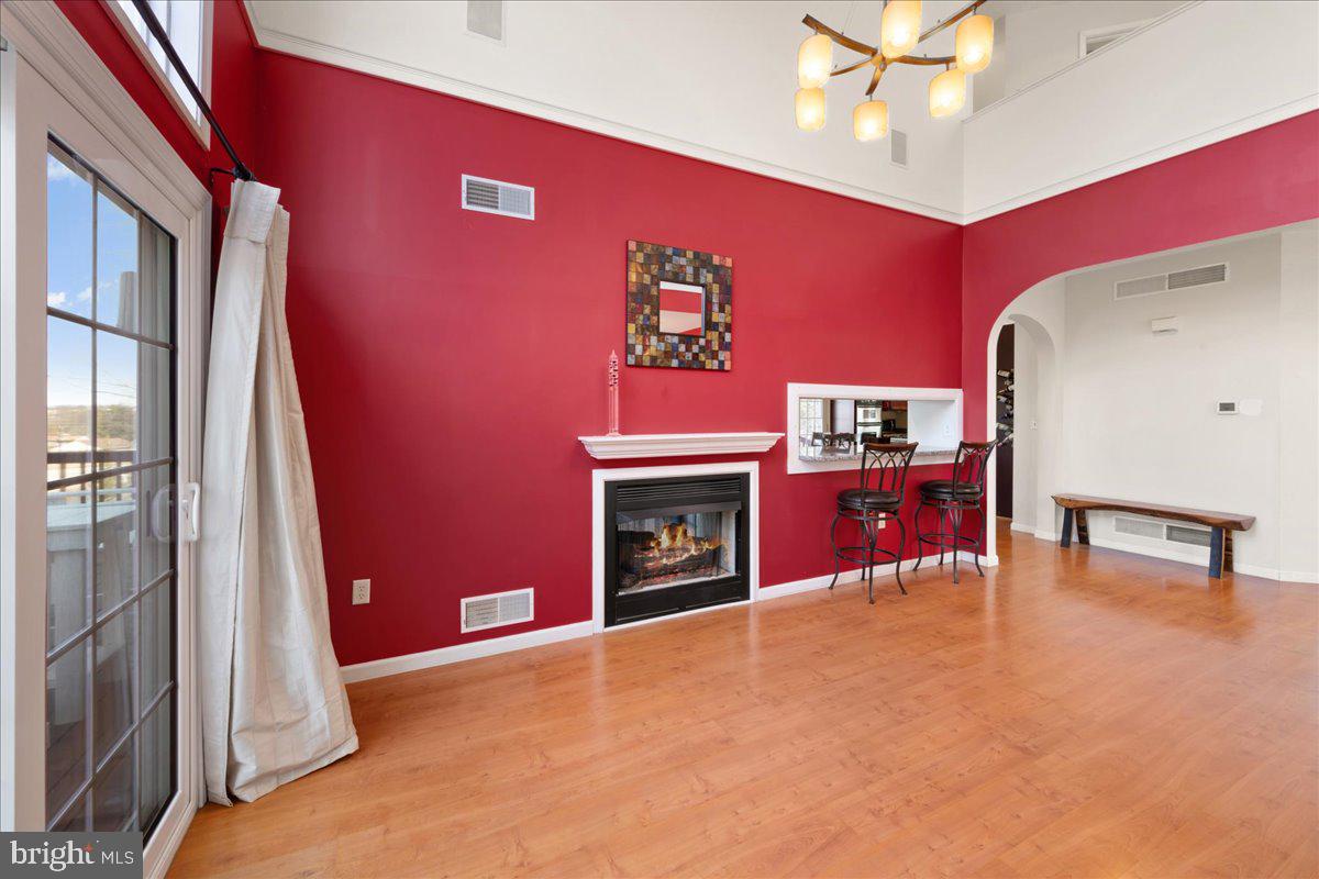 LAKE MEADE - Residential